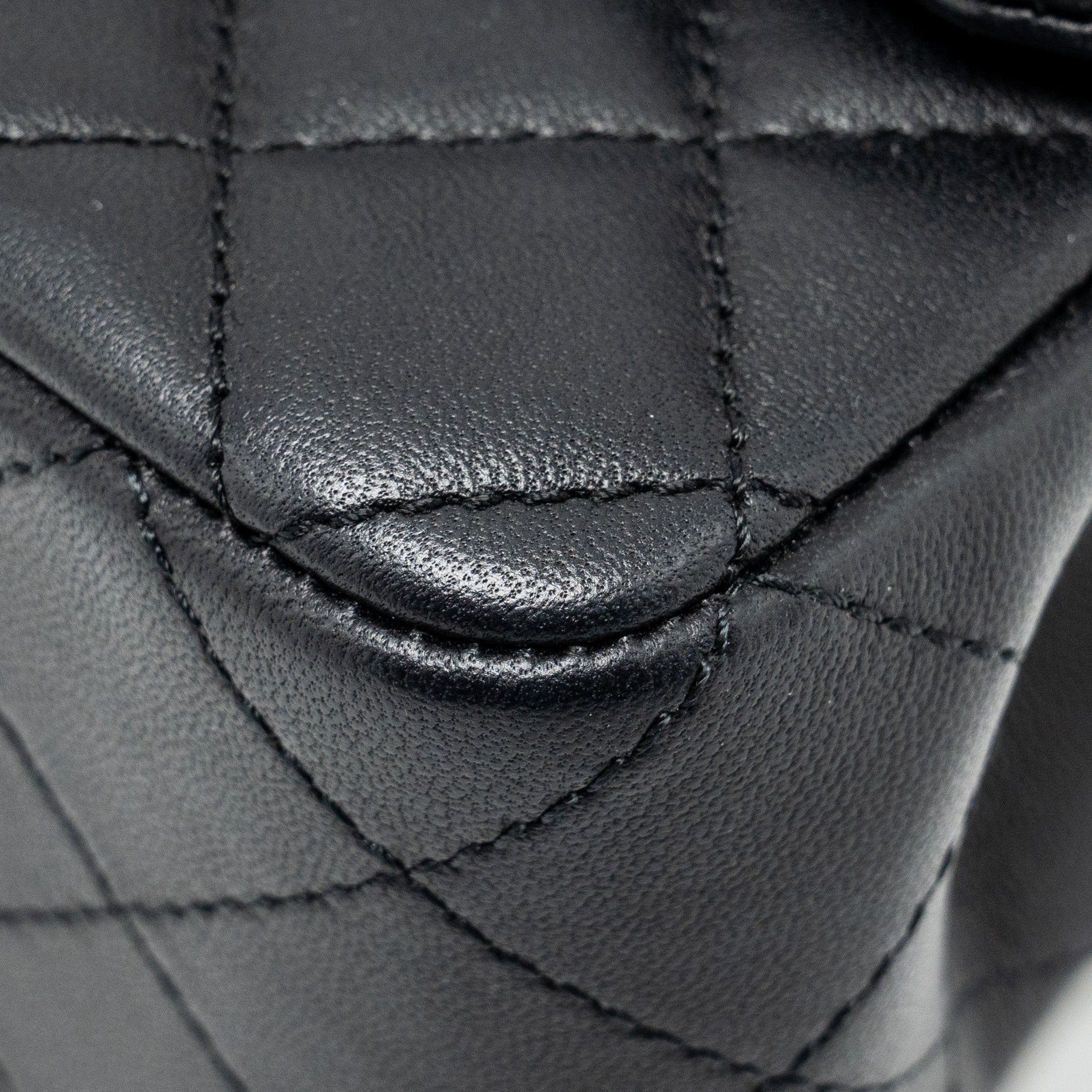 chanel-pearl-crush-mini-rectangular-flap-bag-lambskin-black-ghw-microchip-3