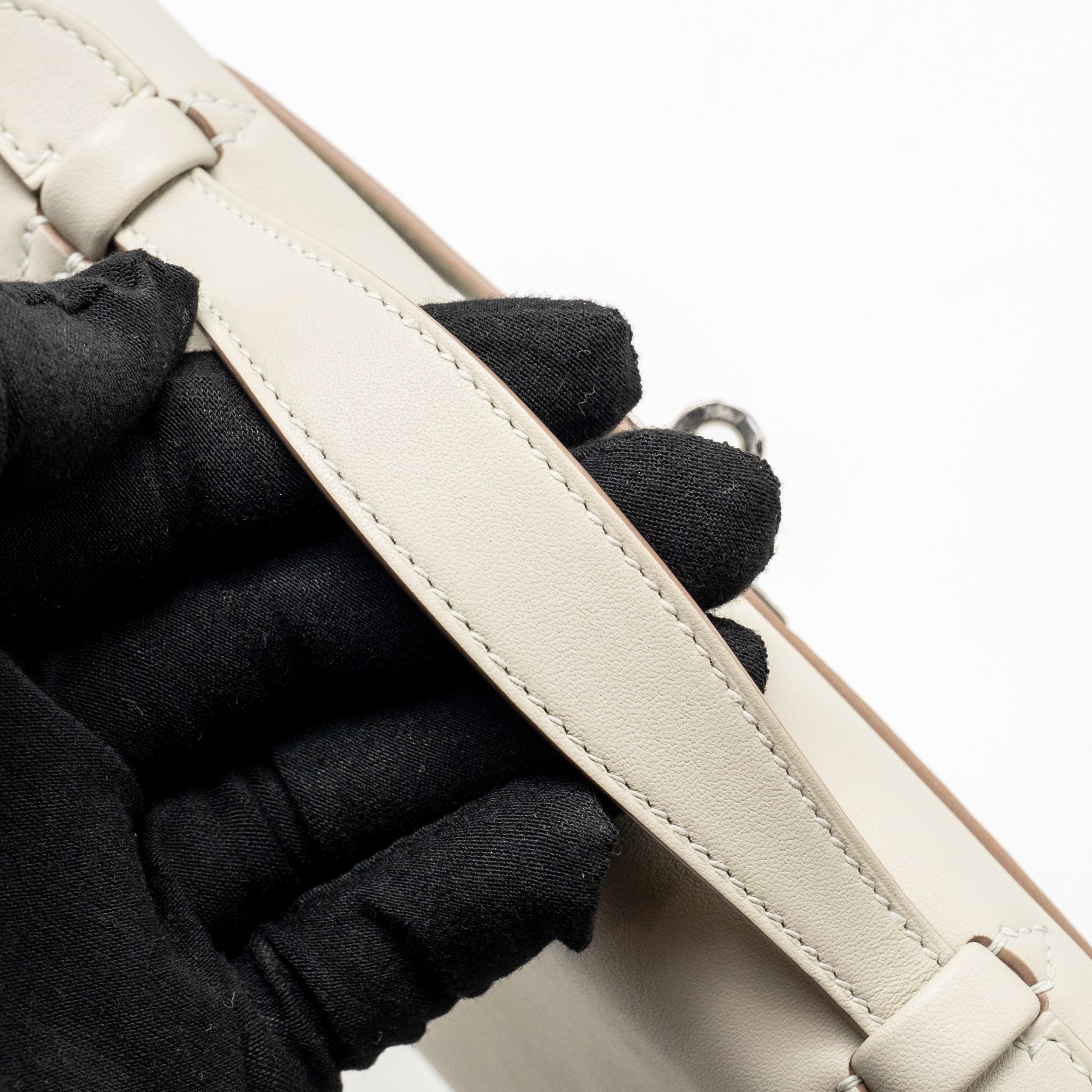 hermes-kelly-pochette-swift-gris-perle-shw-stamp-k