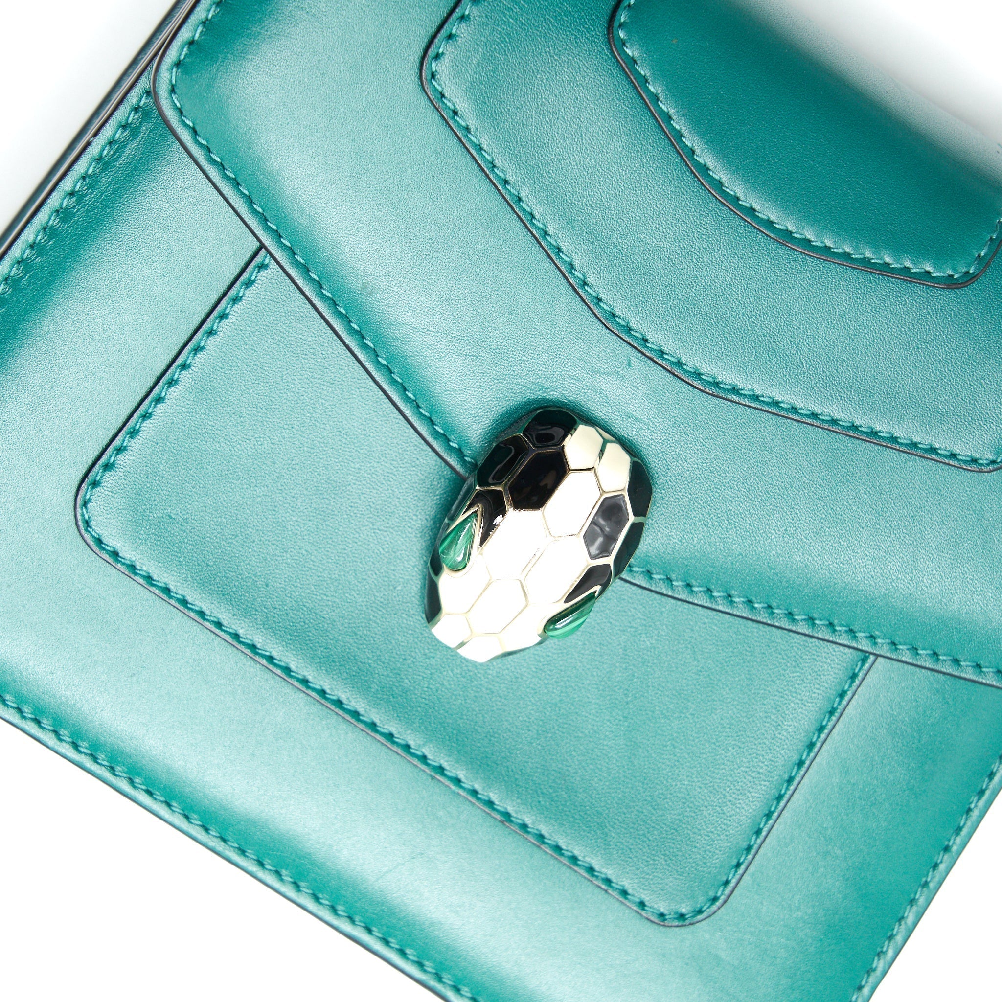 bvlgari-serpenti-forever-crossbody-bag-green-1