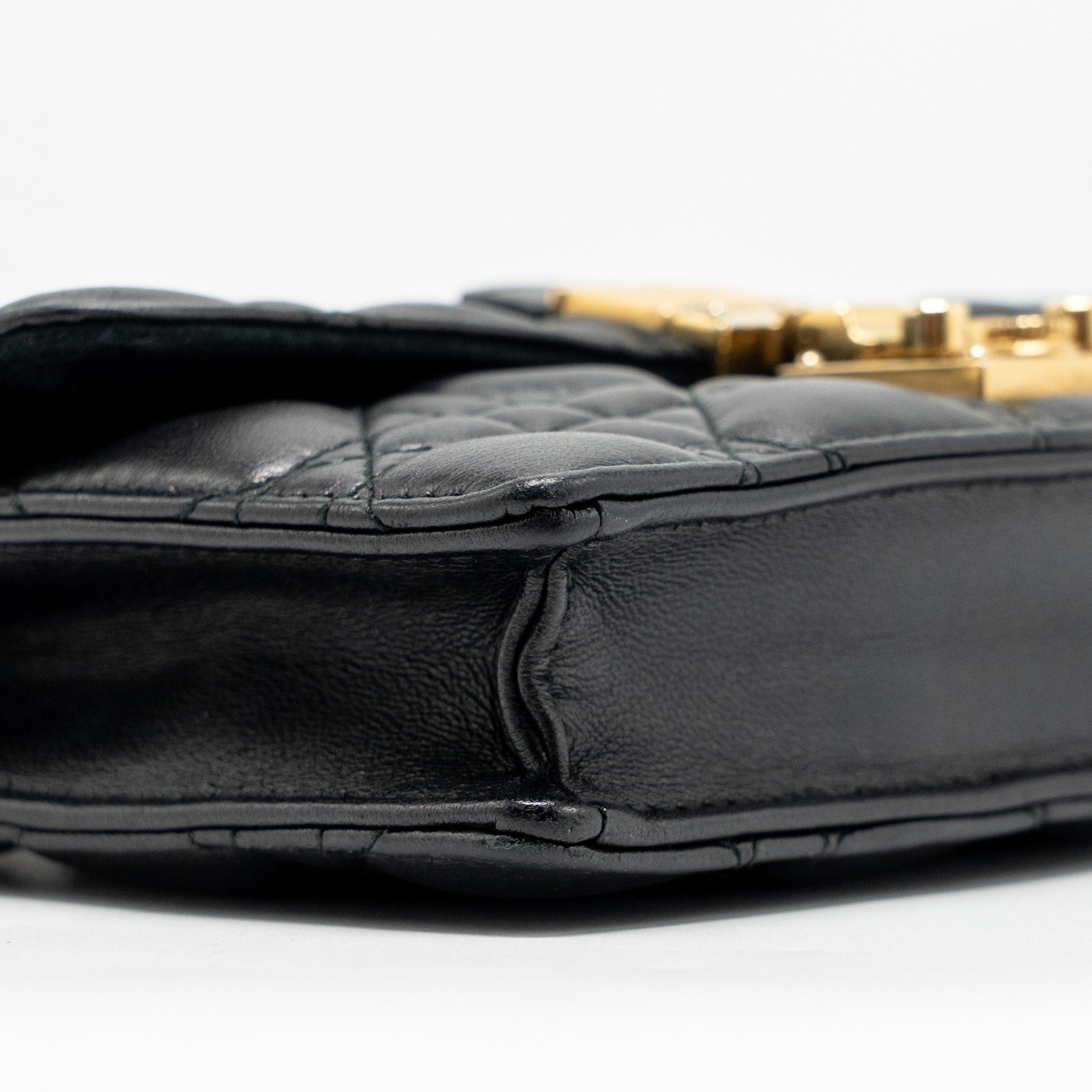 dior-dioraddict-wallet-on-chain-cannage-leather-black-ghw