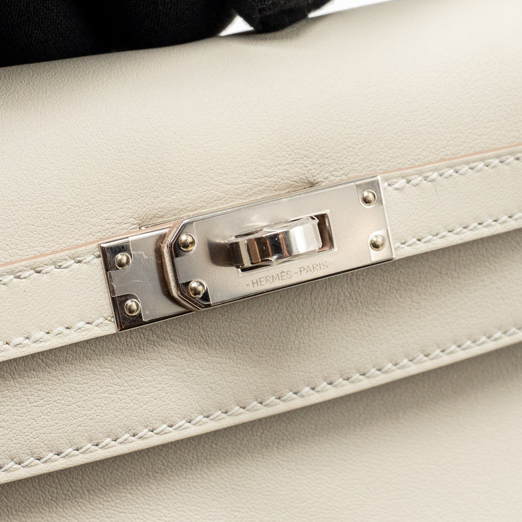 hermes-kelly-pochette-swift-gris-perle-shw-stamp-k