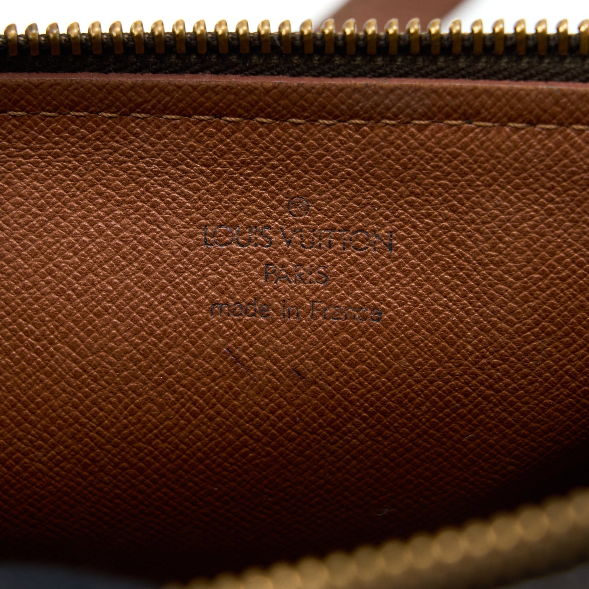 louis-vuitton-vintage-papillon-bag-monogram-canvas-ghw
