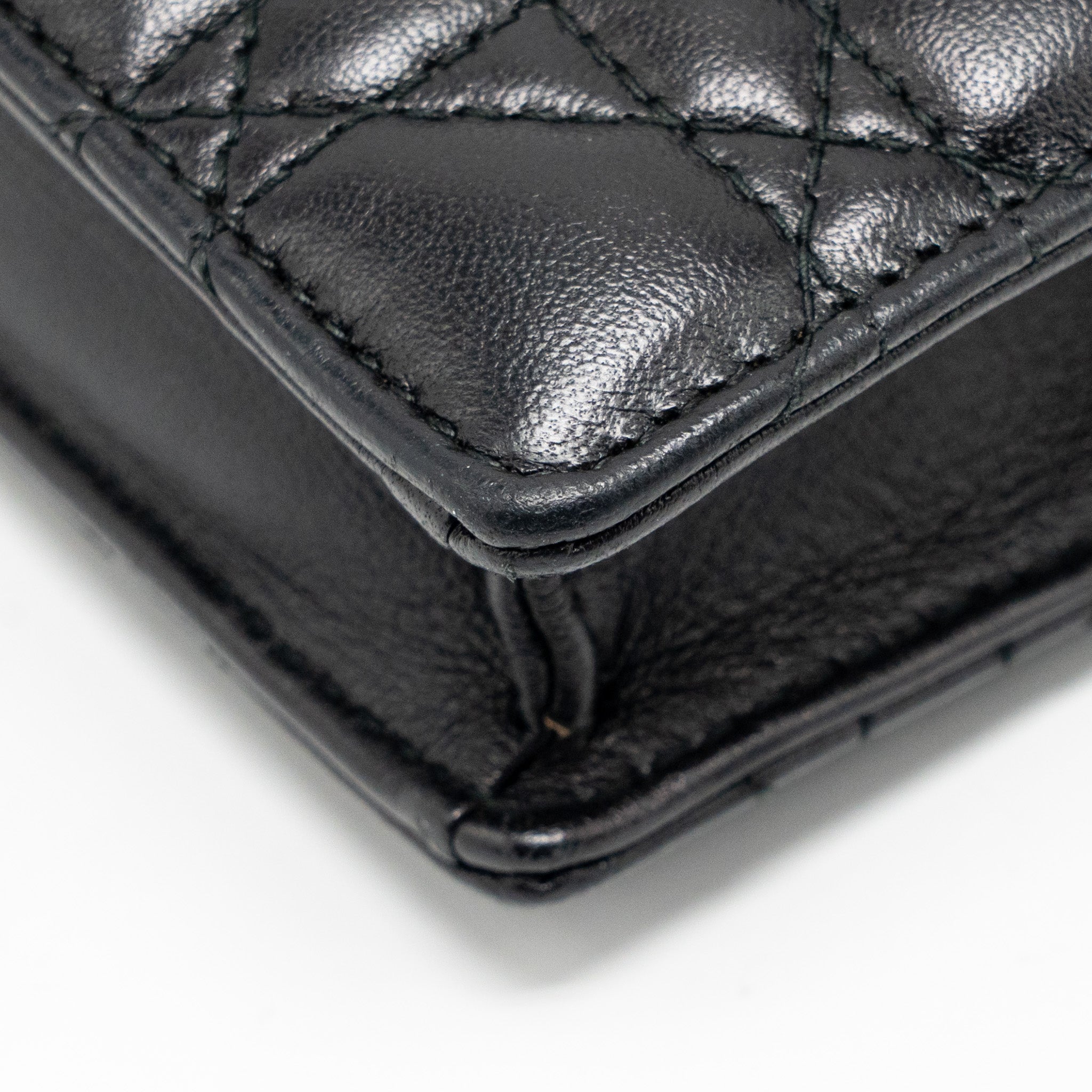 dior-dioraddict-wallet-on-chain-cannage-leather-black-ghw