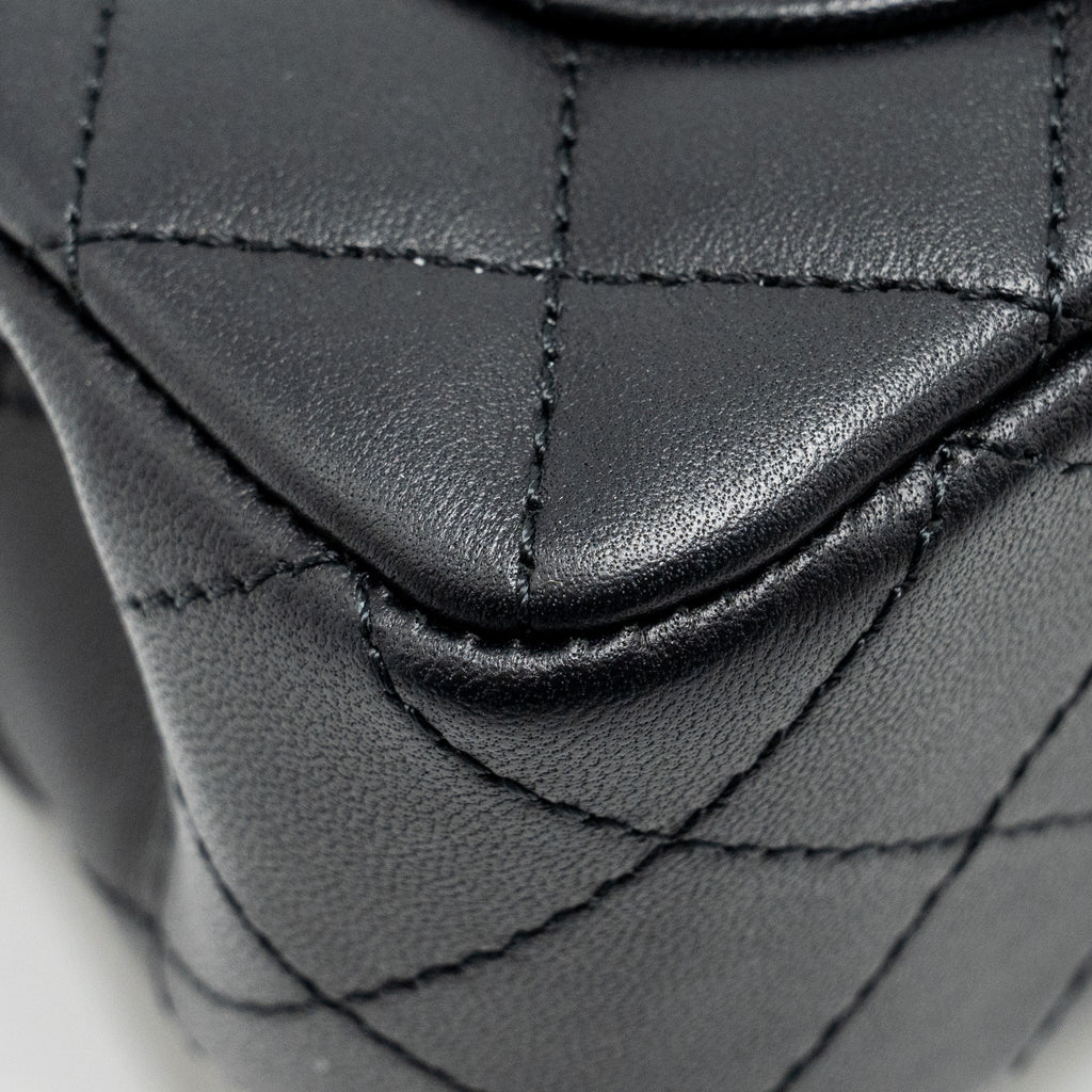 chanel-pearl-crush-mini-rectangular-flap-bag-lambskin-black-ghw-microchip-3