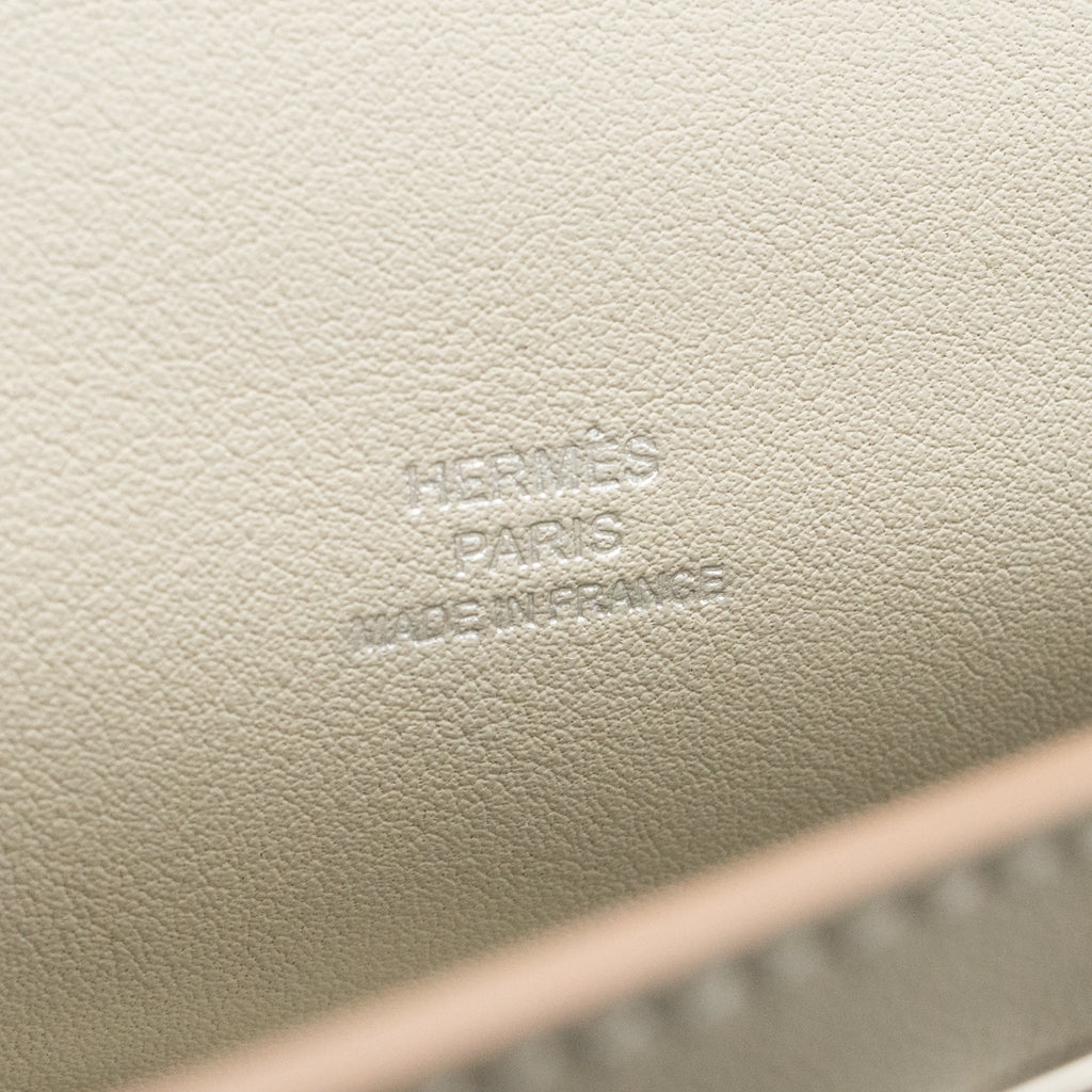 hermes-kelly-pochette-swift-gris-perle-shw-stamp-k