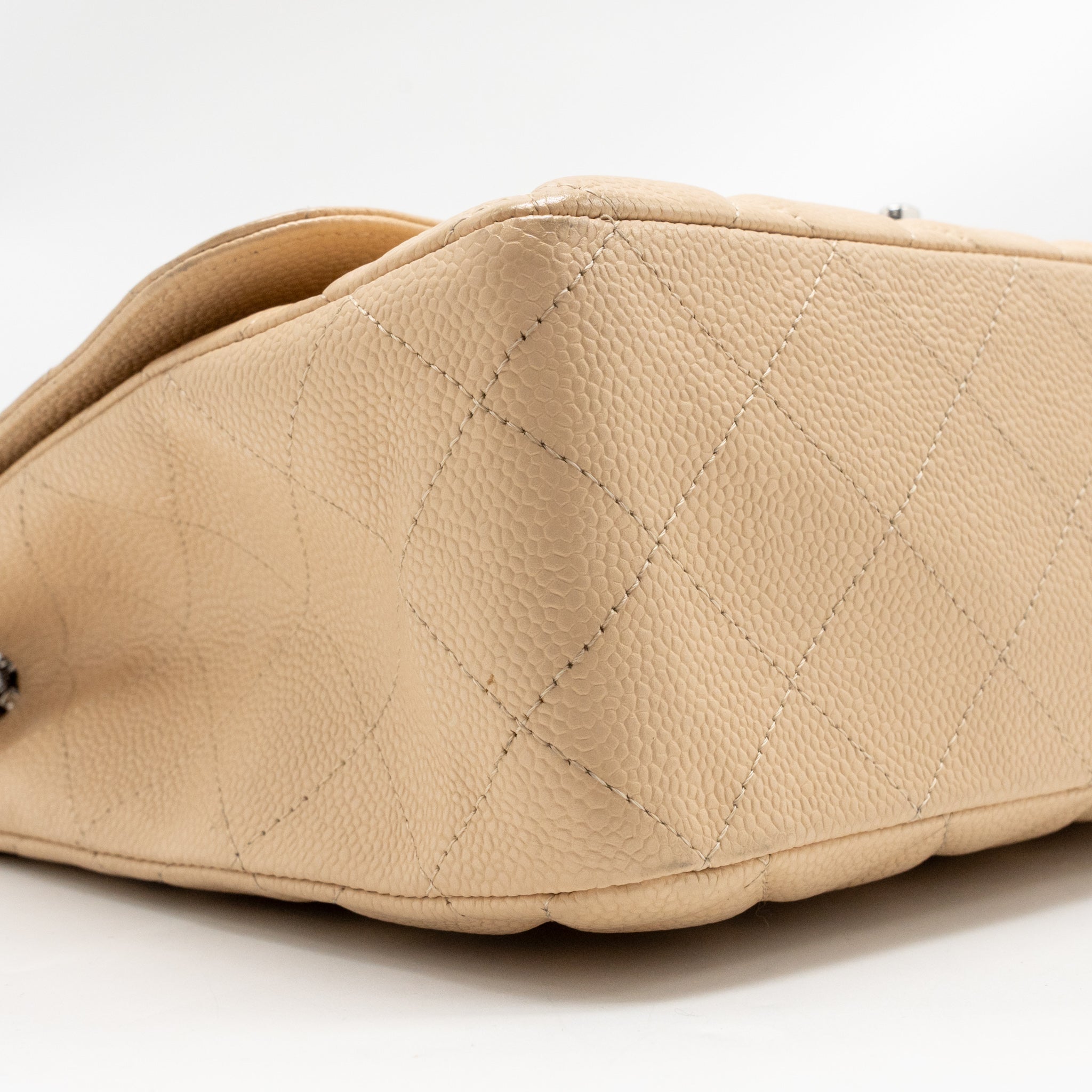 chanel-jumbo-classic-single-flap-bag-caviar-beige-shw