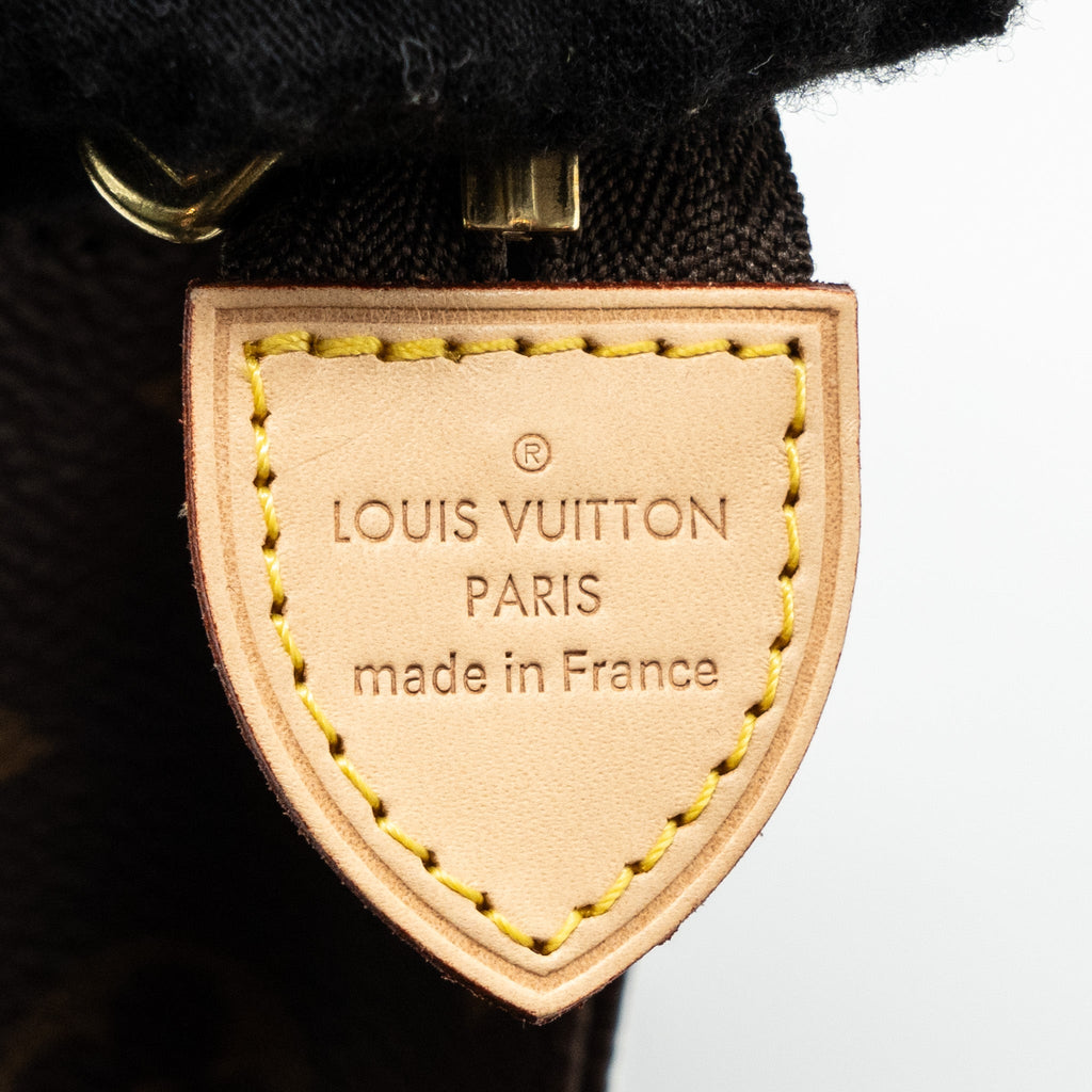 louis-vuitton-toiletry-pochette-monogram-canvas-ghw