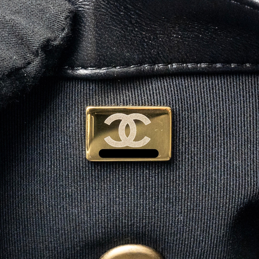 chanel-22s-giant-chain-mini-flap-bag-lambskin-black-brushed-ghwmicrochip