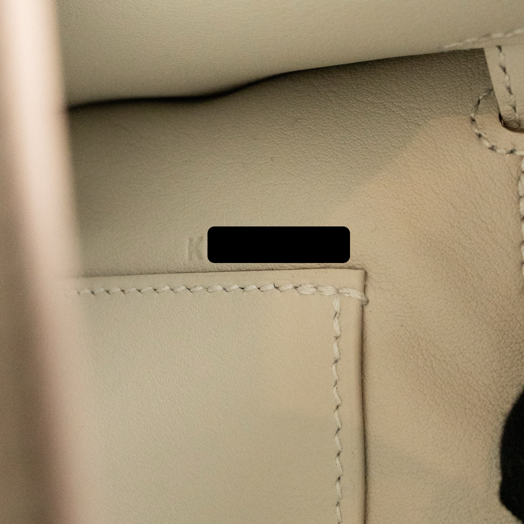 hermes-kelly-pochette-swift-gris-perle-shw-stamp-k