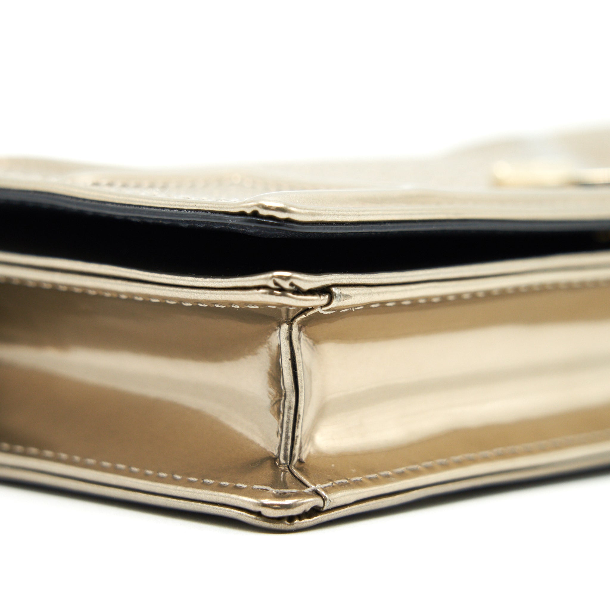 dior-diorama-wallet-on-chain-metallic-gold-with-ghw