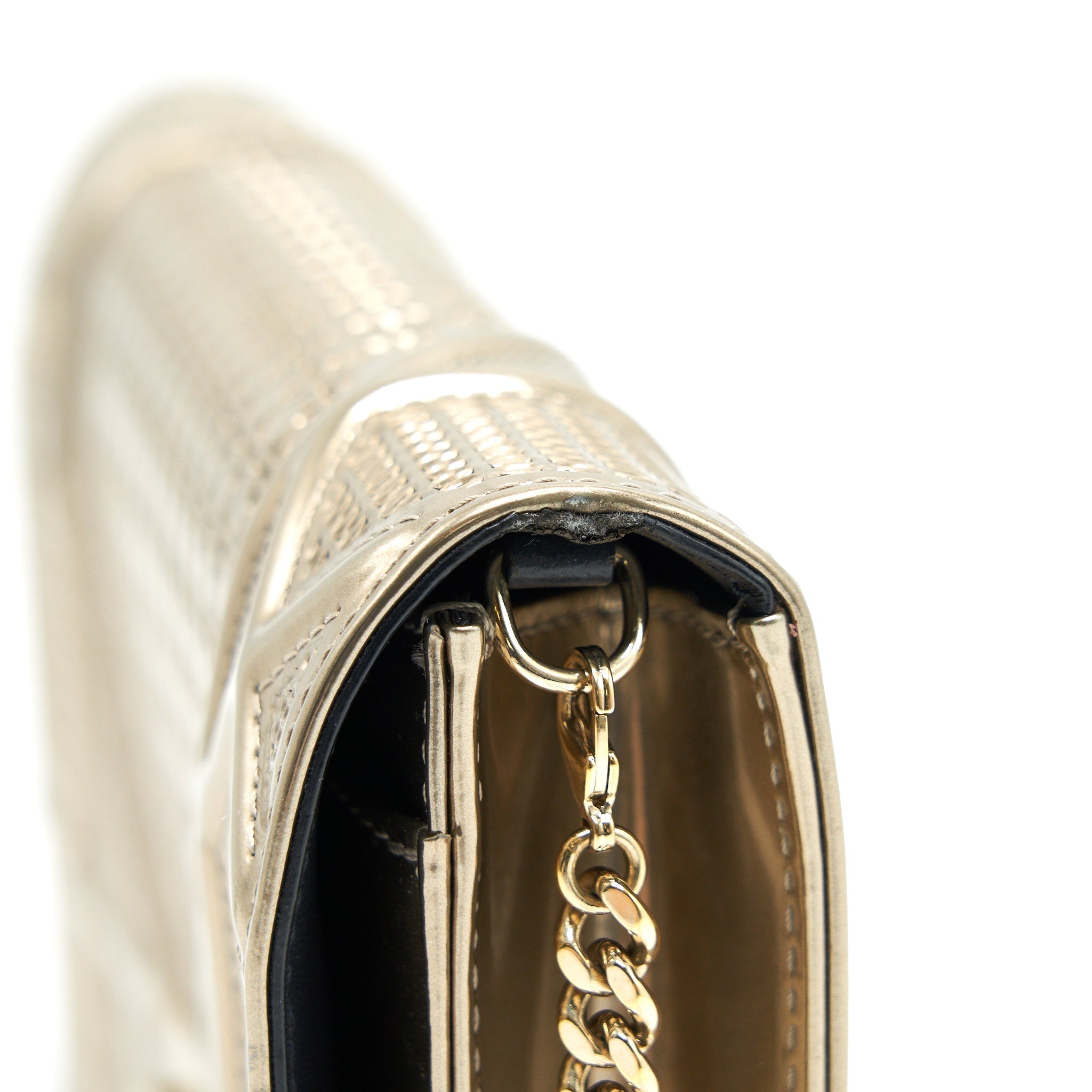 dior-diorama-wallet-on-chain-metallic-gold-with-ghw