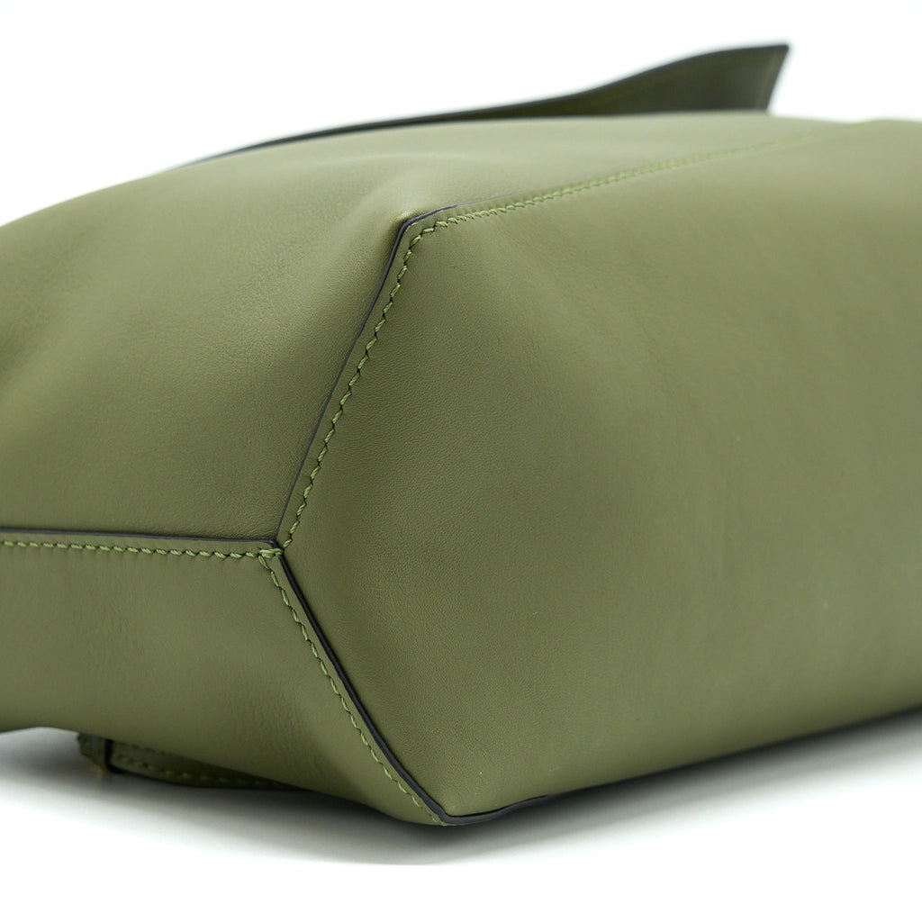 loewe-puzzle-hobo-bag-napa-calfskin-avocado-green-ghw
