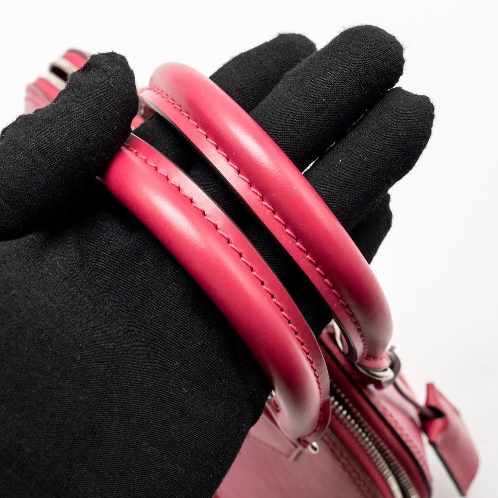 louis-vuitton-alma-bb-epi-pink-shw-1
