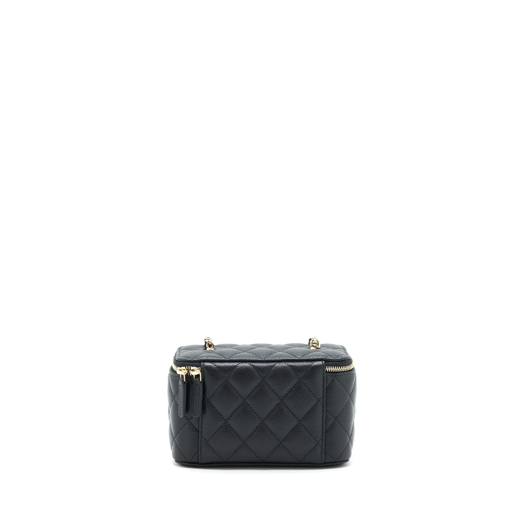 chanel-22p-long-vanity-with-logo-on-chain-caviar-black-lghw