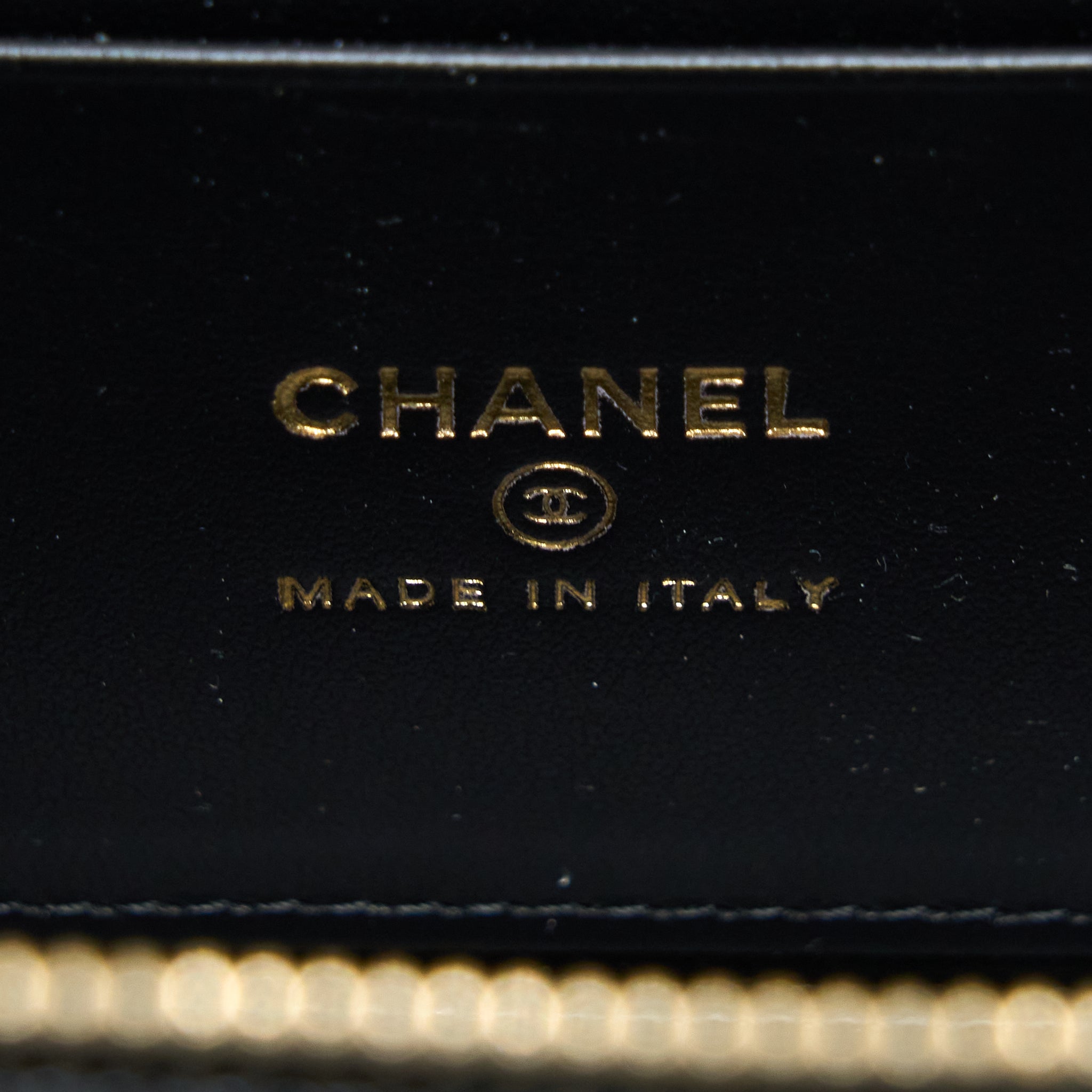 chanel-letter-top-handle-long-vanity-caviar-black-ghw