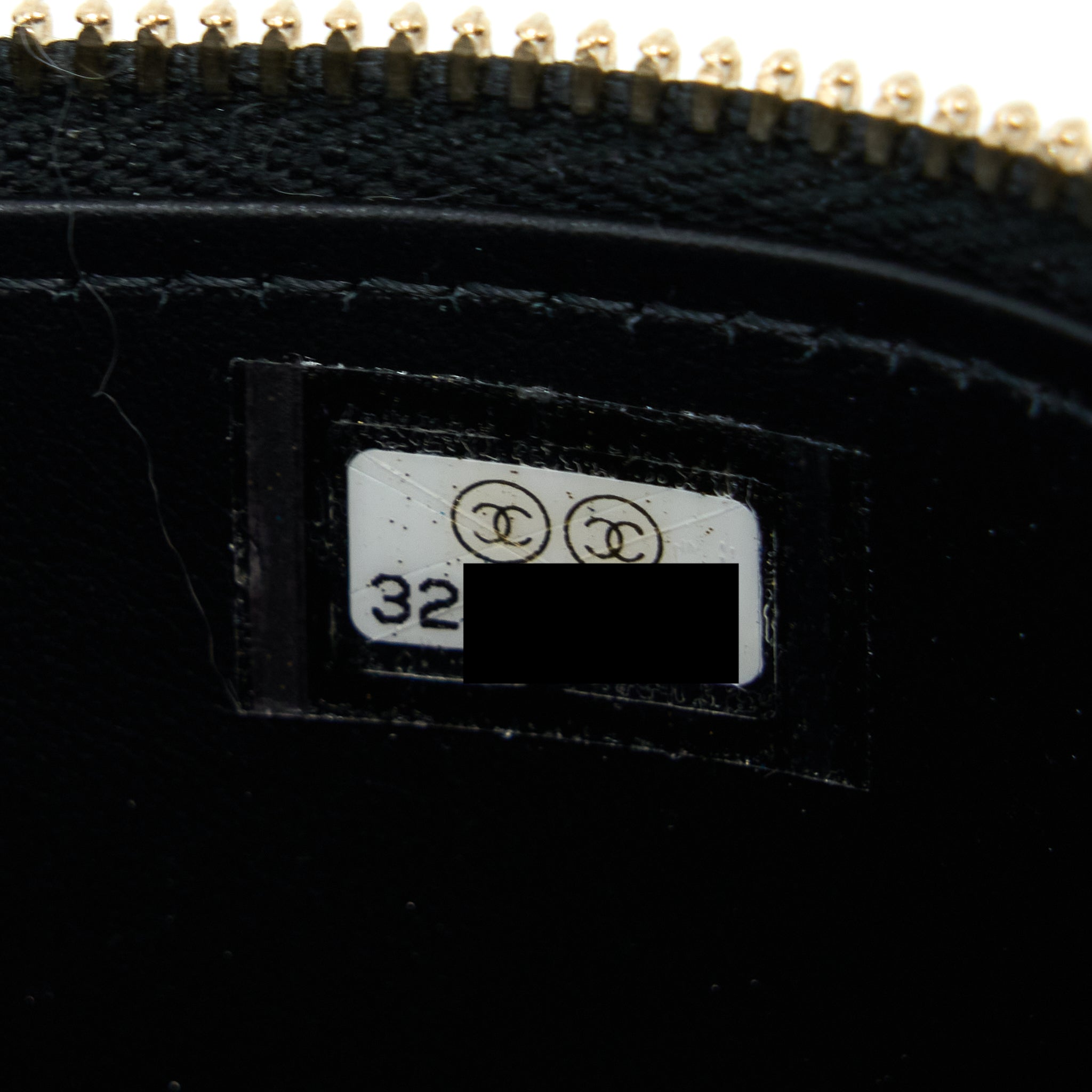 chanel-letter-top-handle-long-vanity-caviar-black-ghw