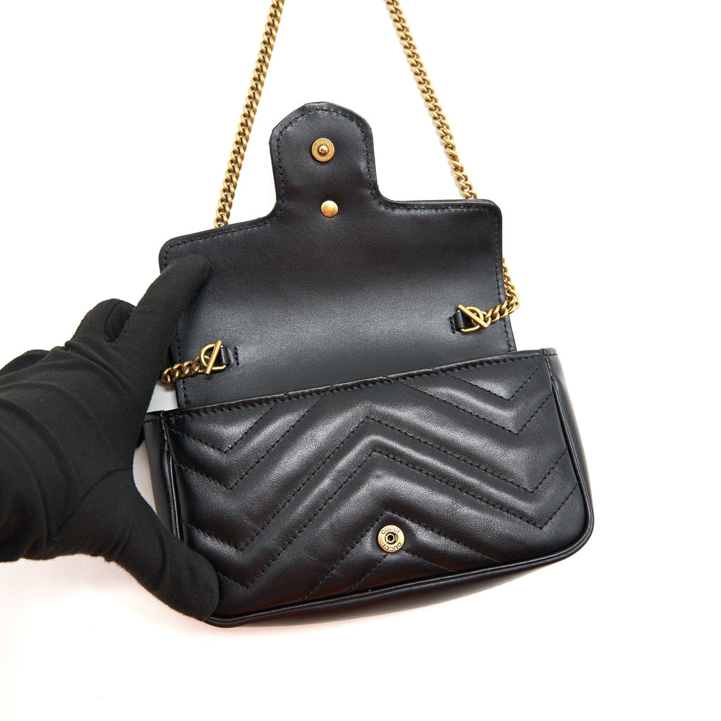 gucci-gg-marmont-super-mini-leather-bag-in-black