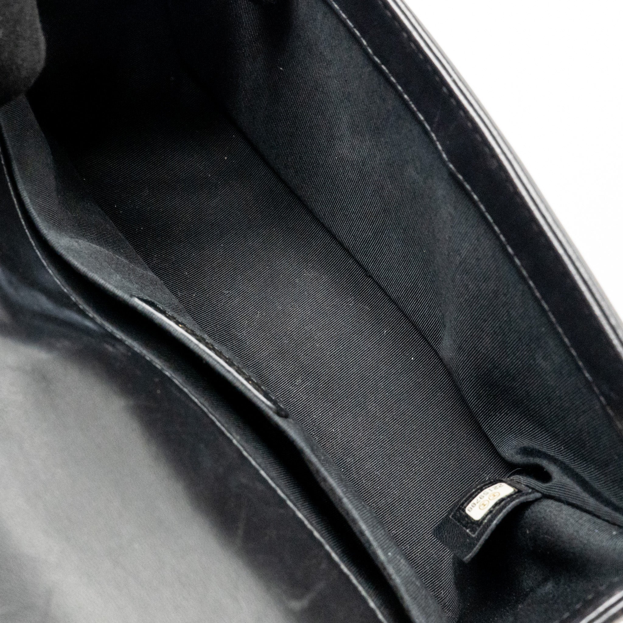 chanel-medium-boy-bag-lambskin-black-ghw-1