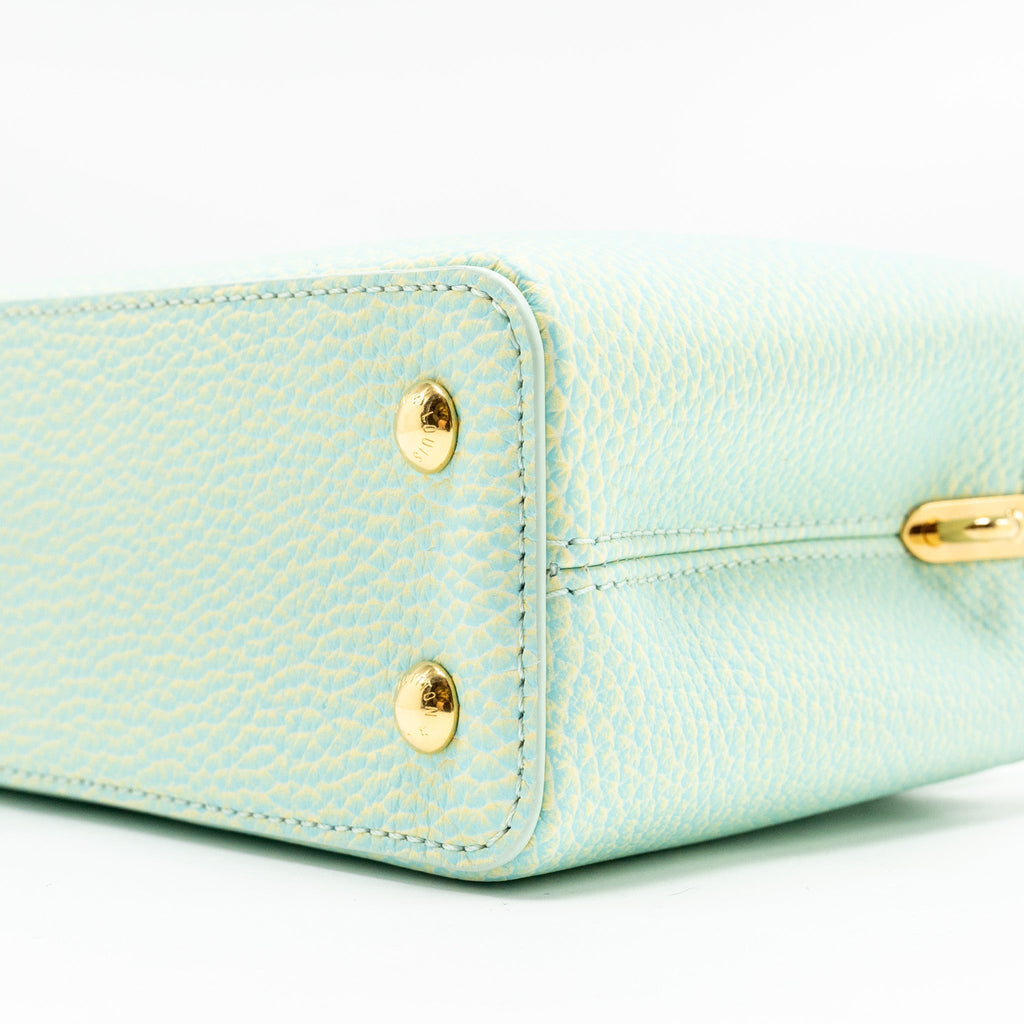 louis-vuitton-mini-capucines-calfskin-iridescent-green-lghw