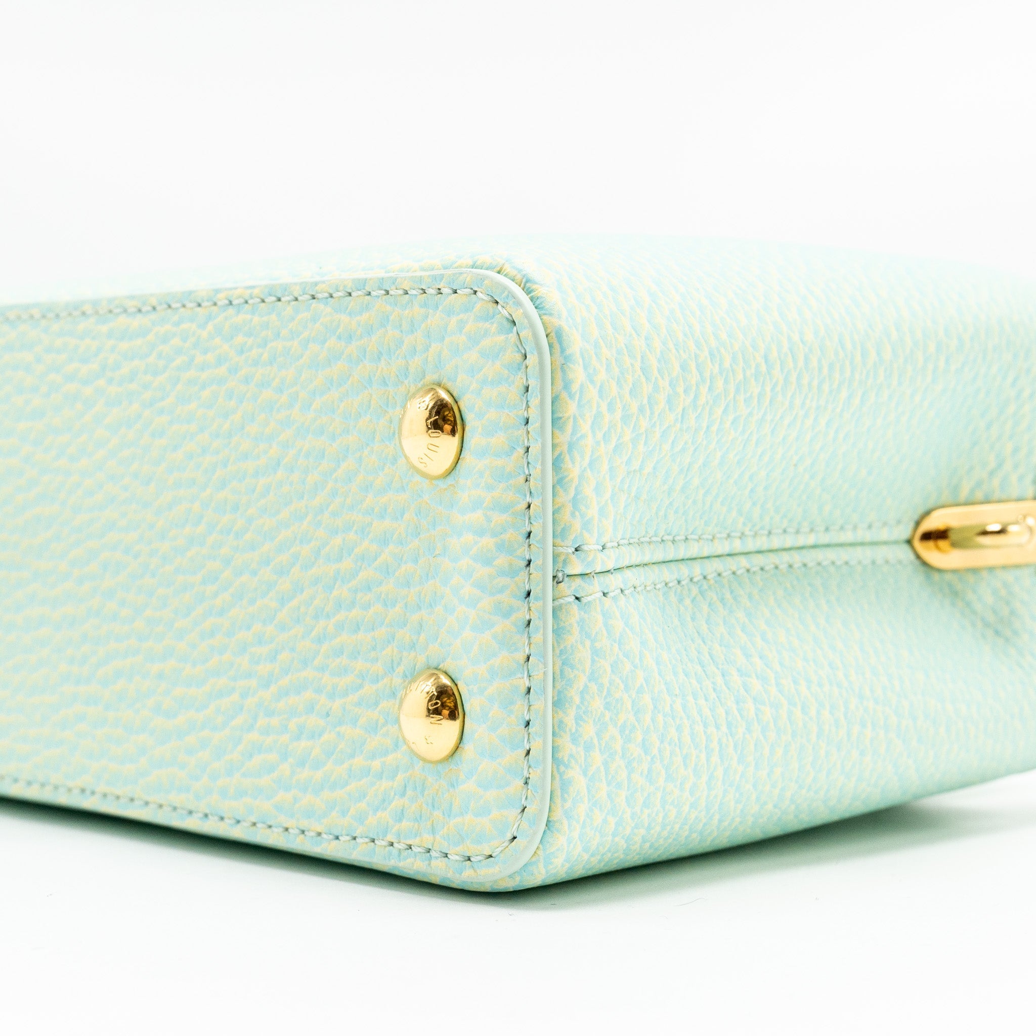 louis-vuitton-mini-capucines-calfskin-iridescent-green-lghw