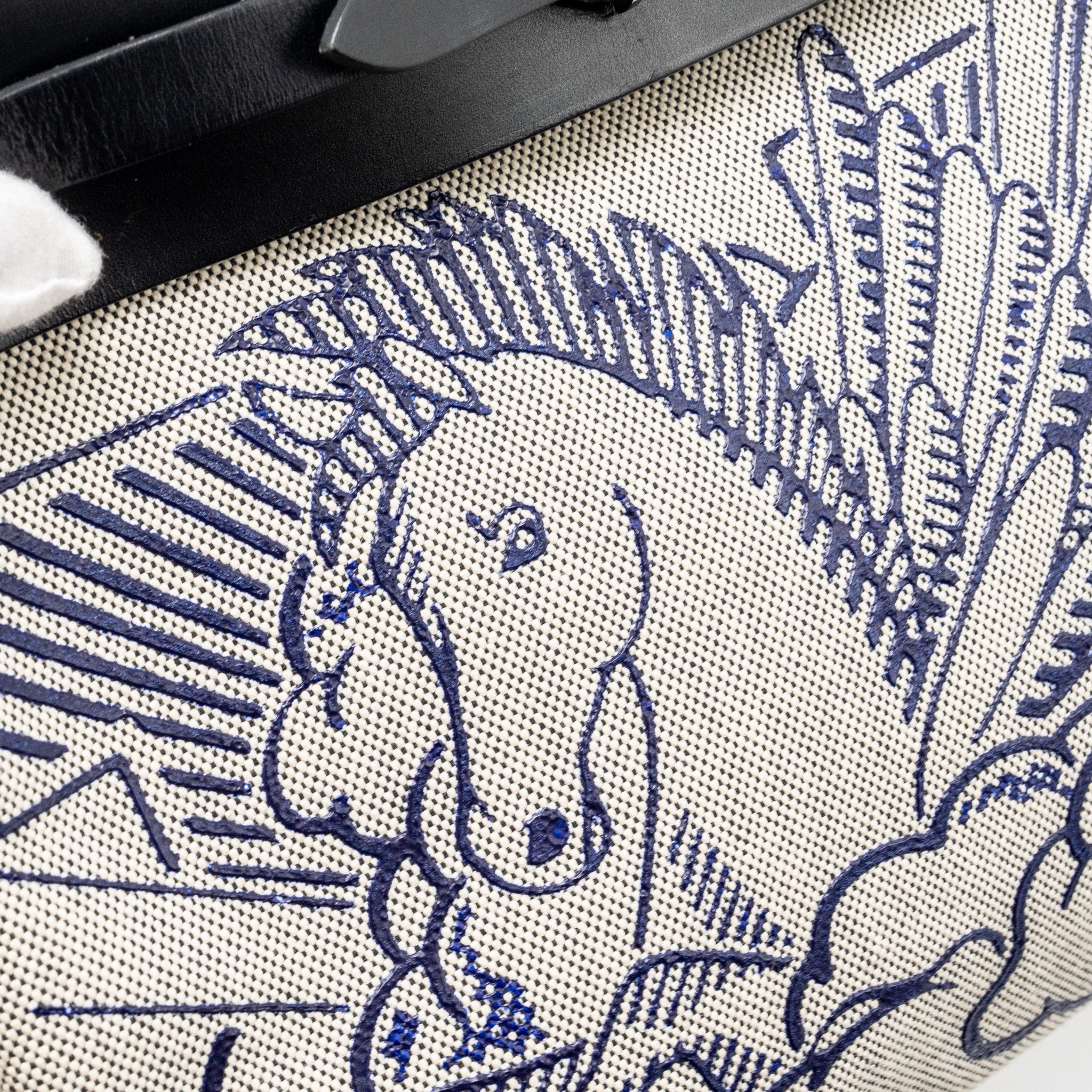 hermes-herbag-31-zip-bag-canvas-hunter-leather-bleu-indigo-ecru-noir-noir-shw-stamp-d