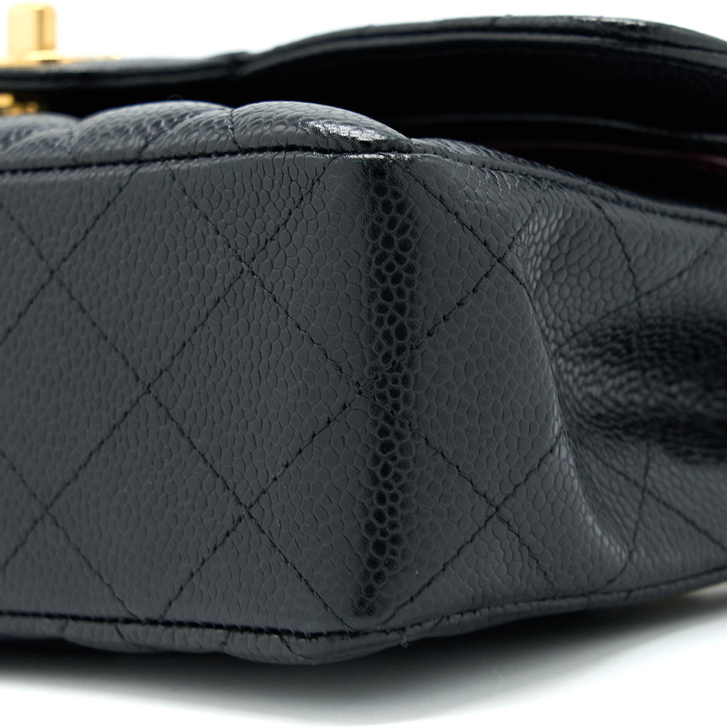 chanel-small-classic-double-flap-bag-caviar-black-ghw-1