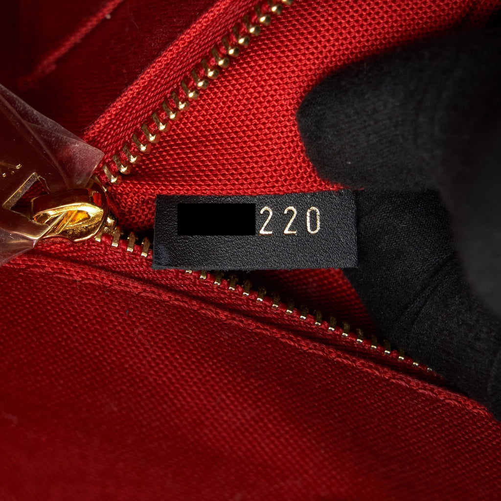 louis-vuitton-on-the-go-mm-monogram-canvas