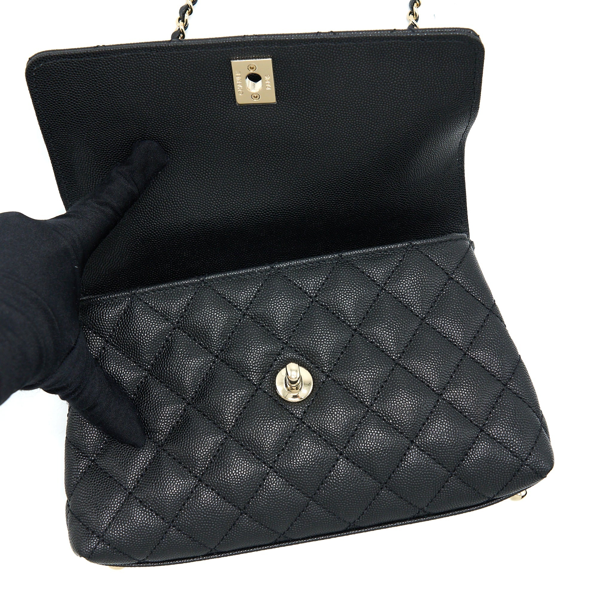 chanel-small-coco-handle-caviar-black-lghw-microchip-2