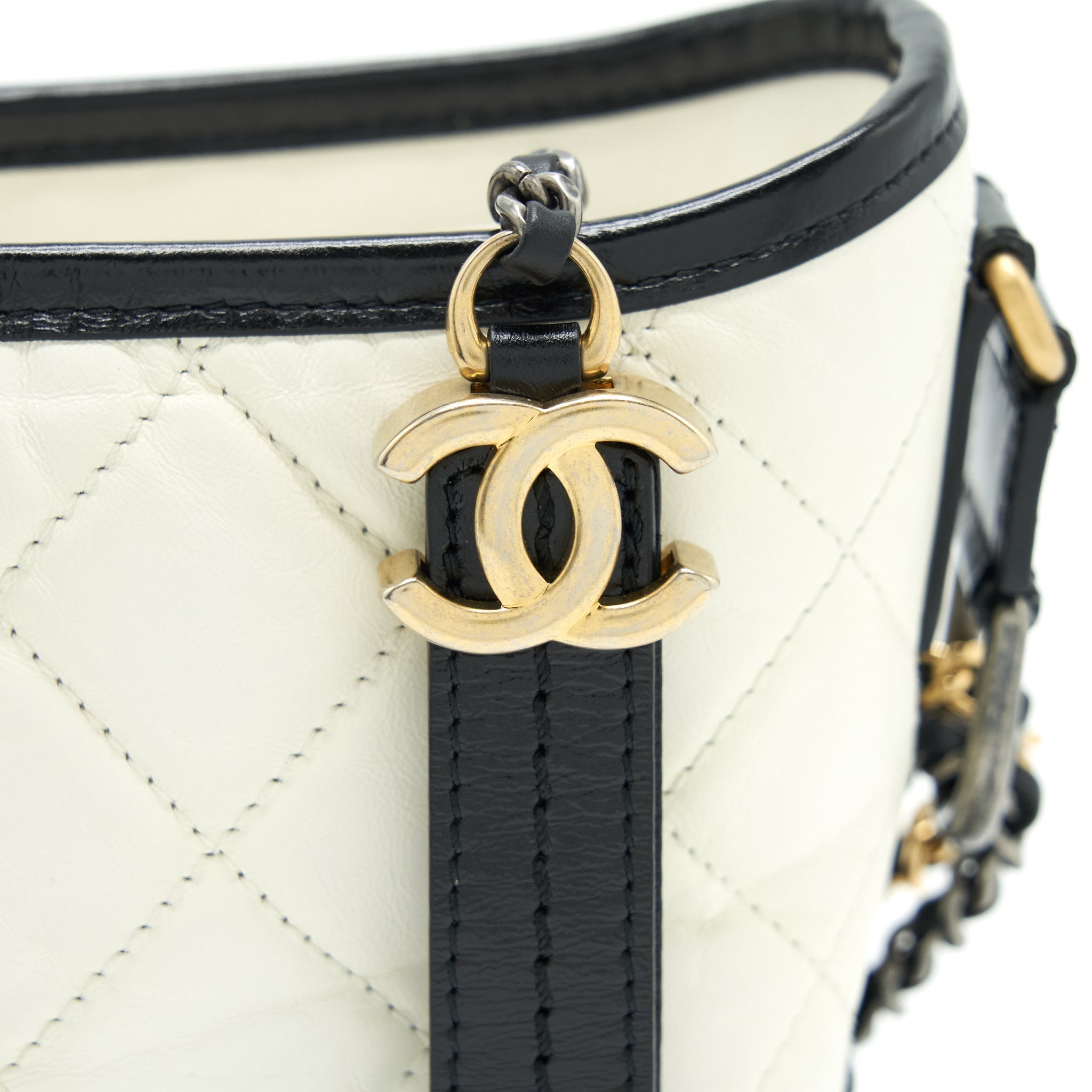 chanel-small-gabrielle-hobo-bag-calfskin-white-black-with-multicolour-hardware