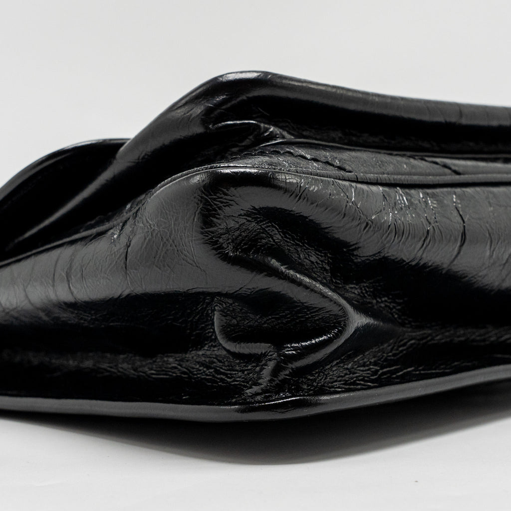 saint-laurent-ysl-medium-niki-bag-vintage-calfskin-black-shw