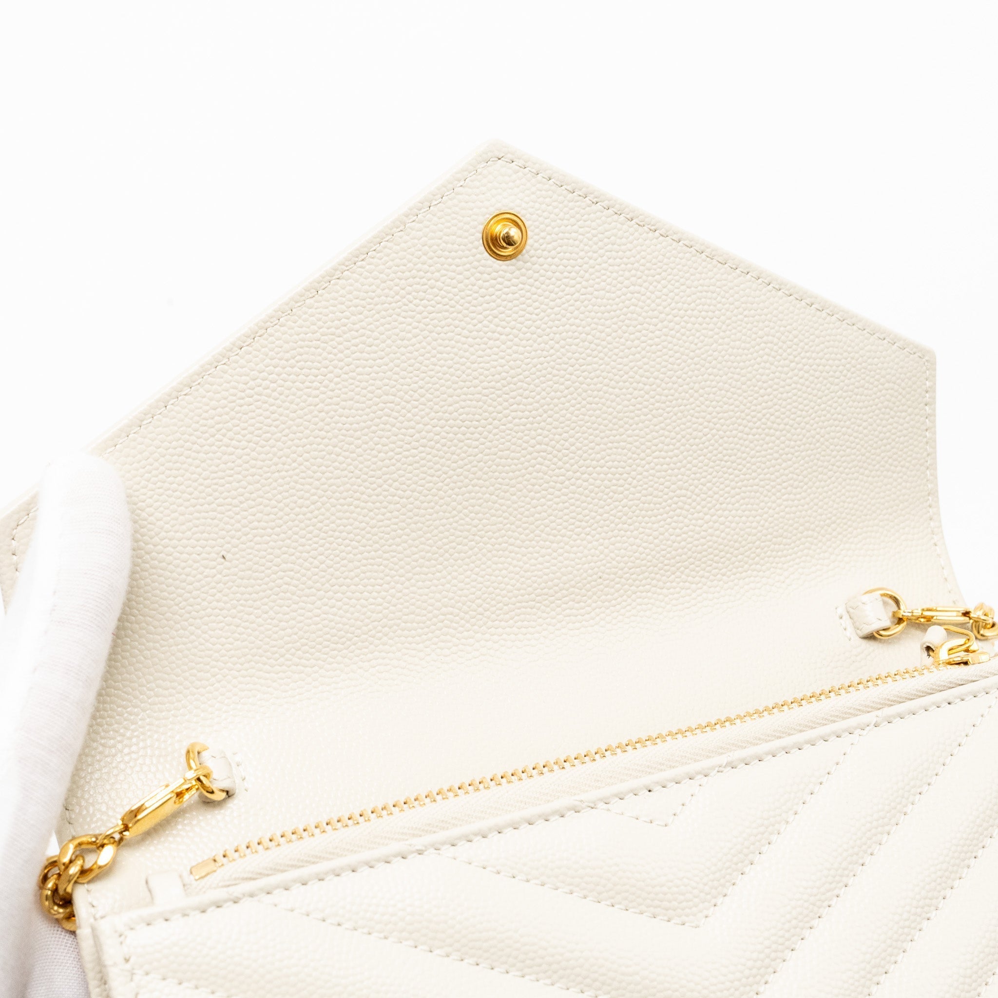 saint-laurent-envelope-chain-wallet-grained-calfskin-leather-cream-soft-ghw