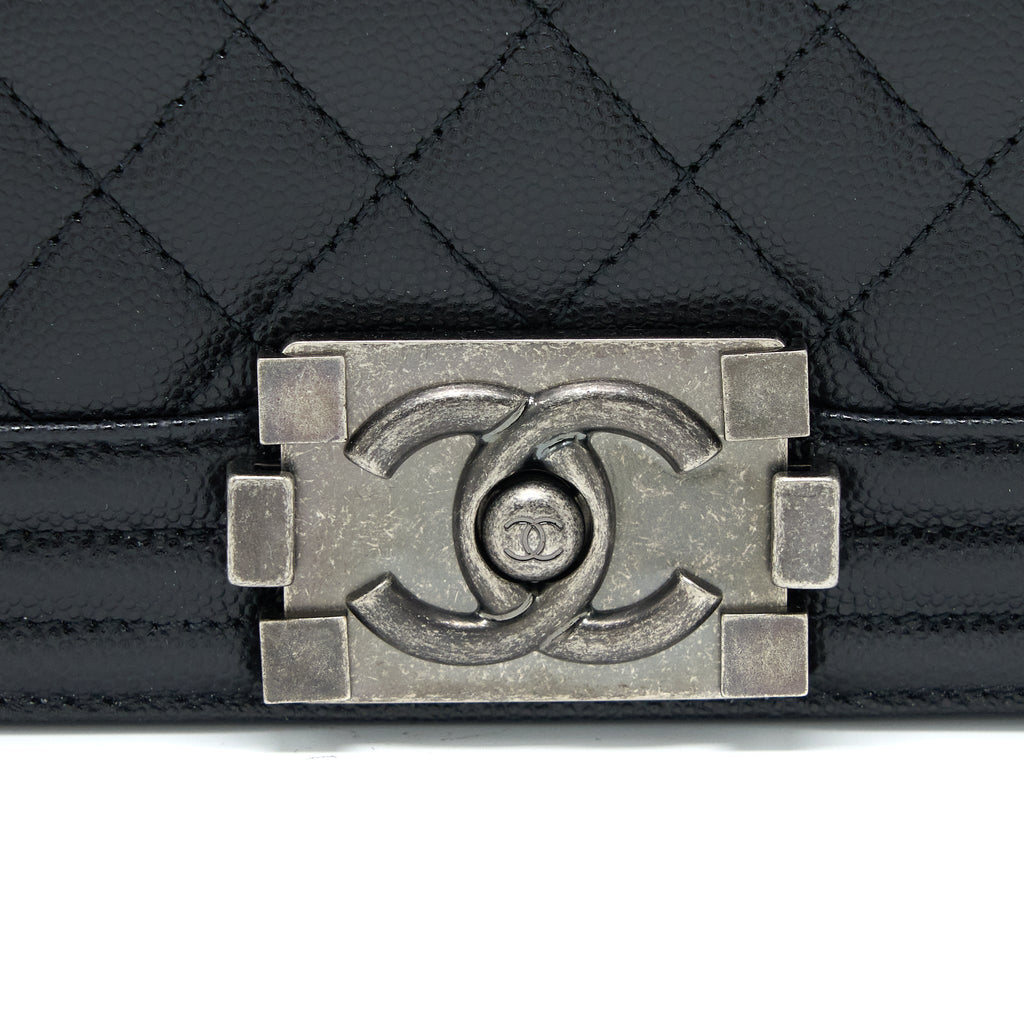 chanel-small-boy-bag-caviar-black-ruthenium-shw-microchip-2
