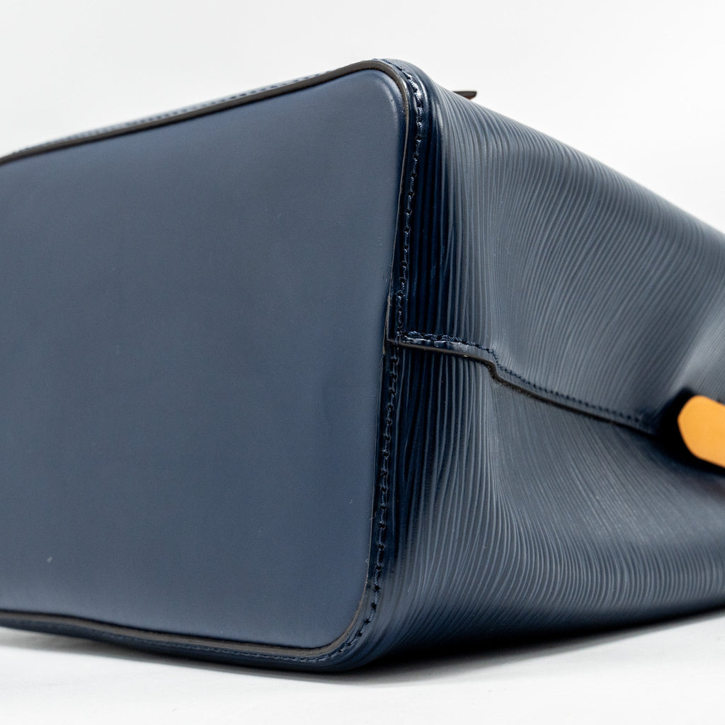 louis-vuitton-neo-noe-bb-epi-leather-navy-yellow-shw
