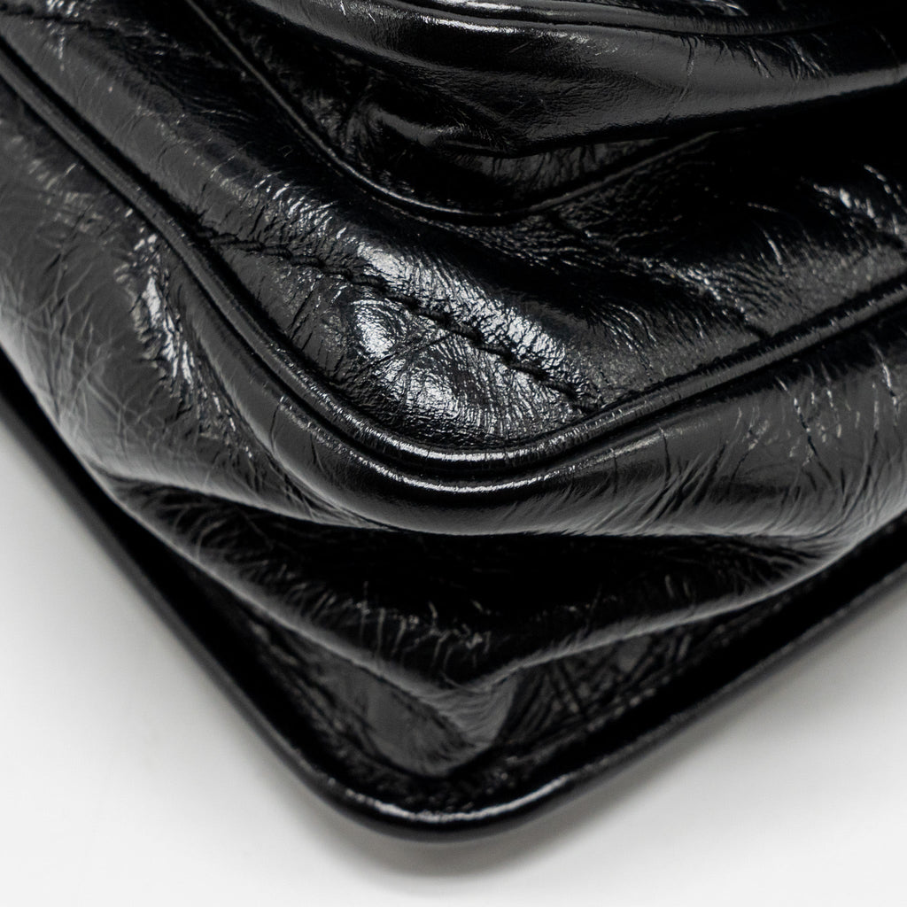 saint-laurent-ysl-medium-niki-bag-vintage-calfskin-black-shw