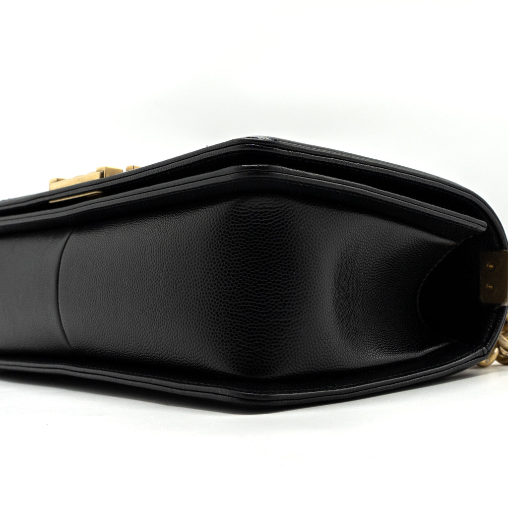 chanel-medium-classic-boy-bag-caviar-black-ghw-microchip