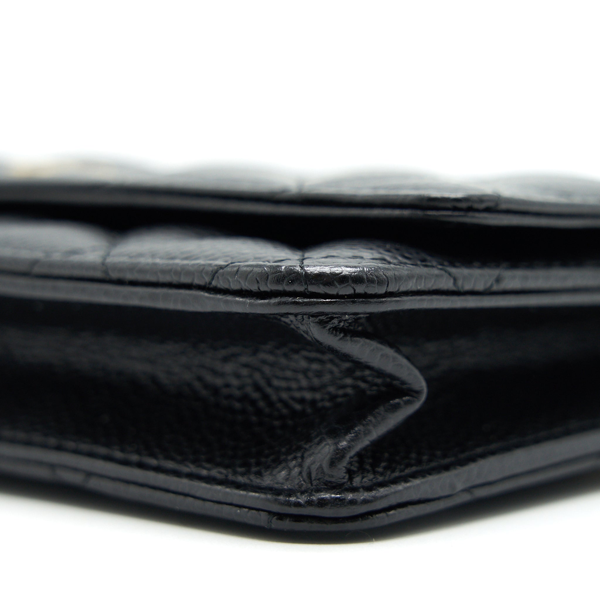 chanel-classic-wallet-on-chain-caviar-black-with-ghw