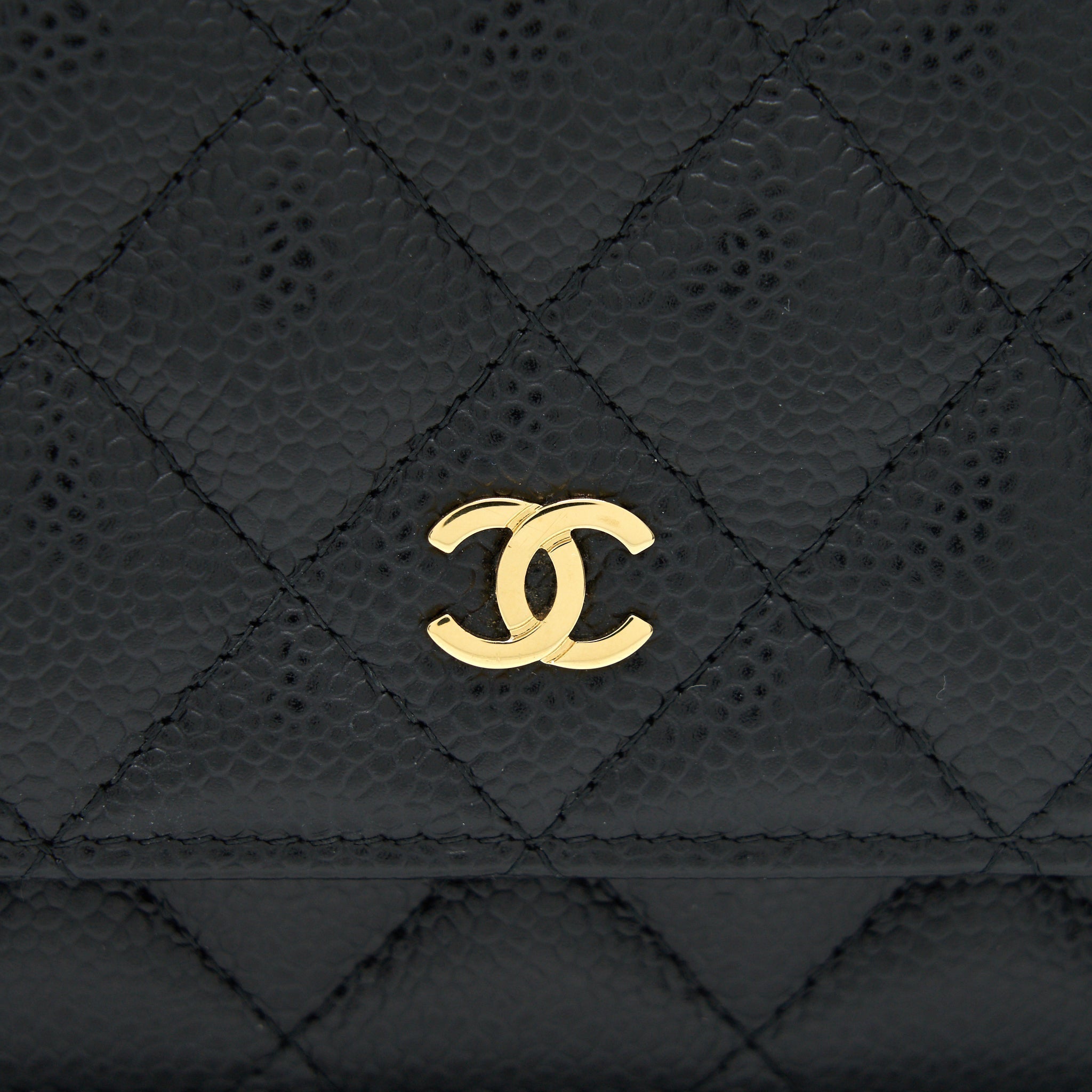 chanel-classic-wallet-on-chain-caviar-black-with-ghw