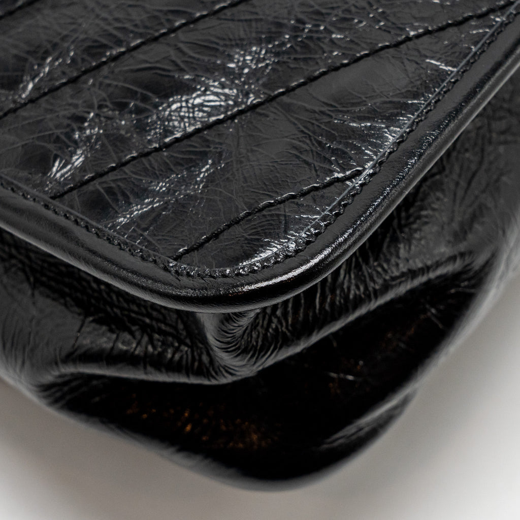 saint-laurent-ysl-medium-niki-bag-vintage-calfskin-black-shw