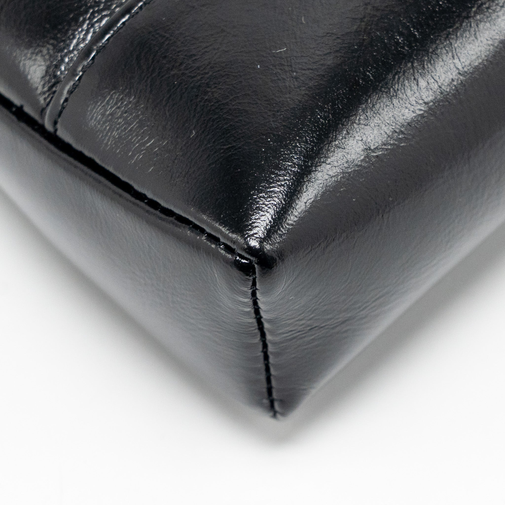 chanel-mini-31-bag-shiny-serial-number-a483u2hl