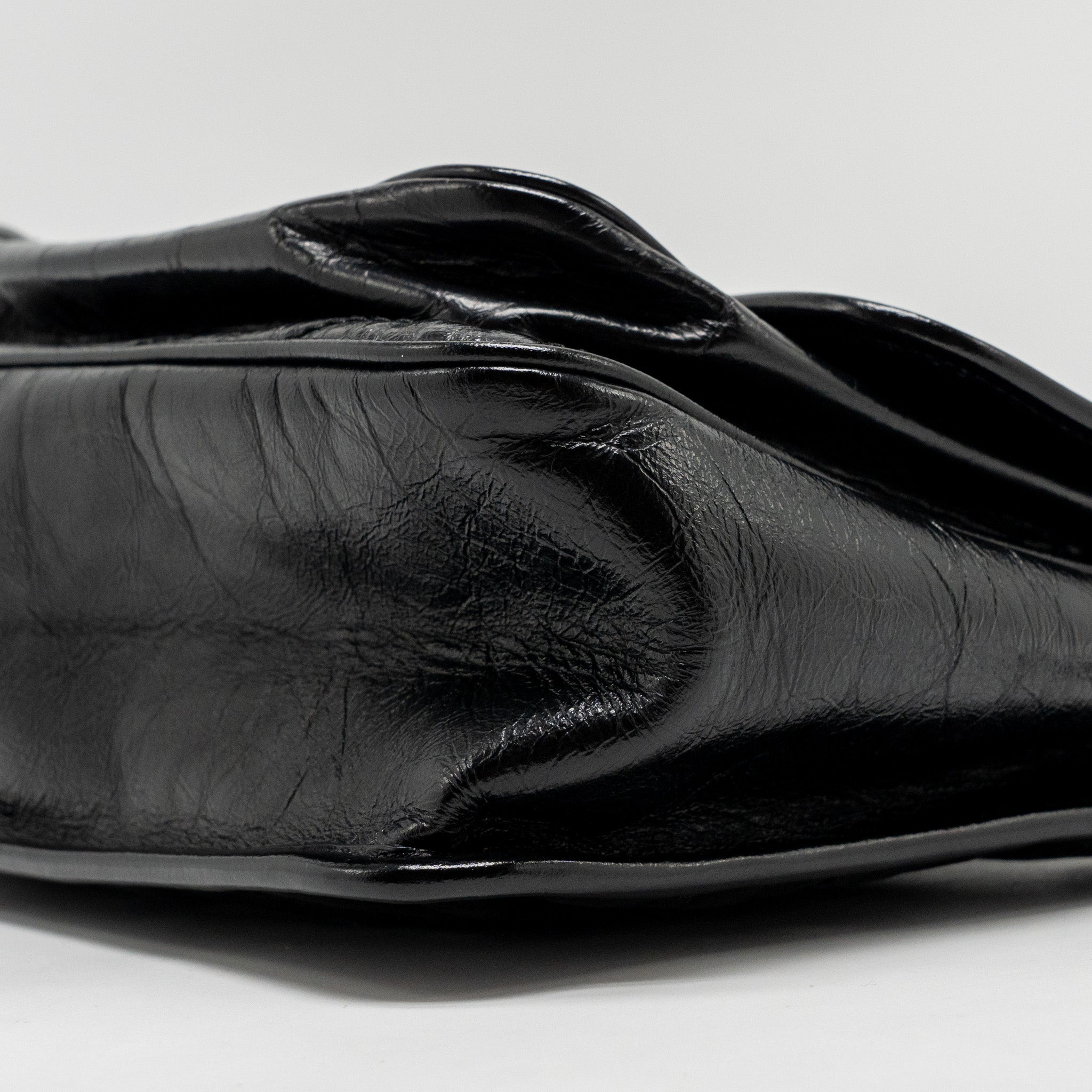saint-laurent-ysl-medium-niki-chain-bag-vintage-calfskin-shw