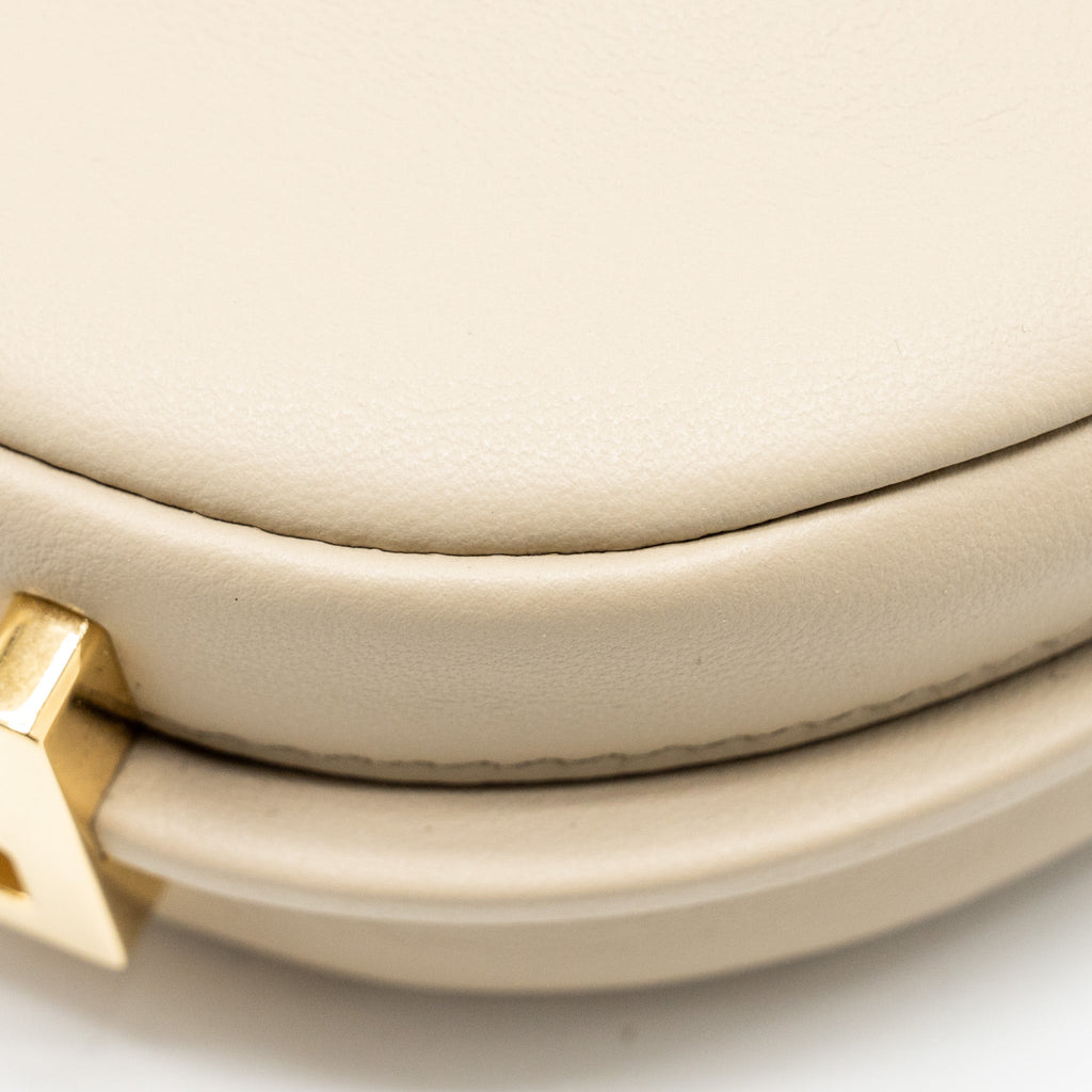 fendi-nano-fendigraphy-leather-charm-calfskin-beige-ghw