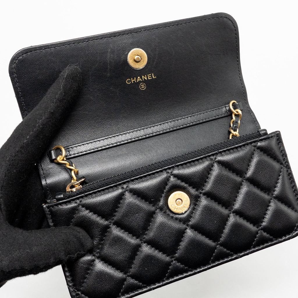 chanel-pearl-crush-mini-wallet-on-chain-lambskin-black-ghwmicrochip