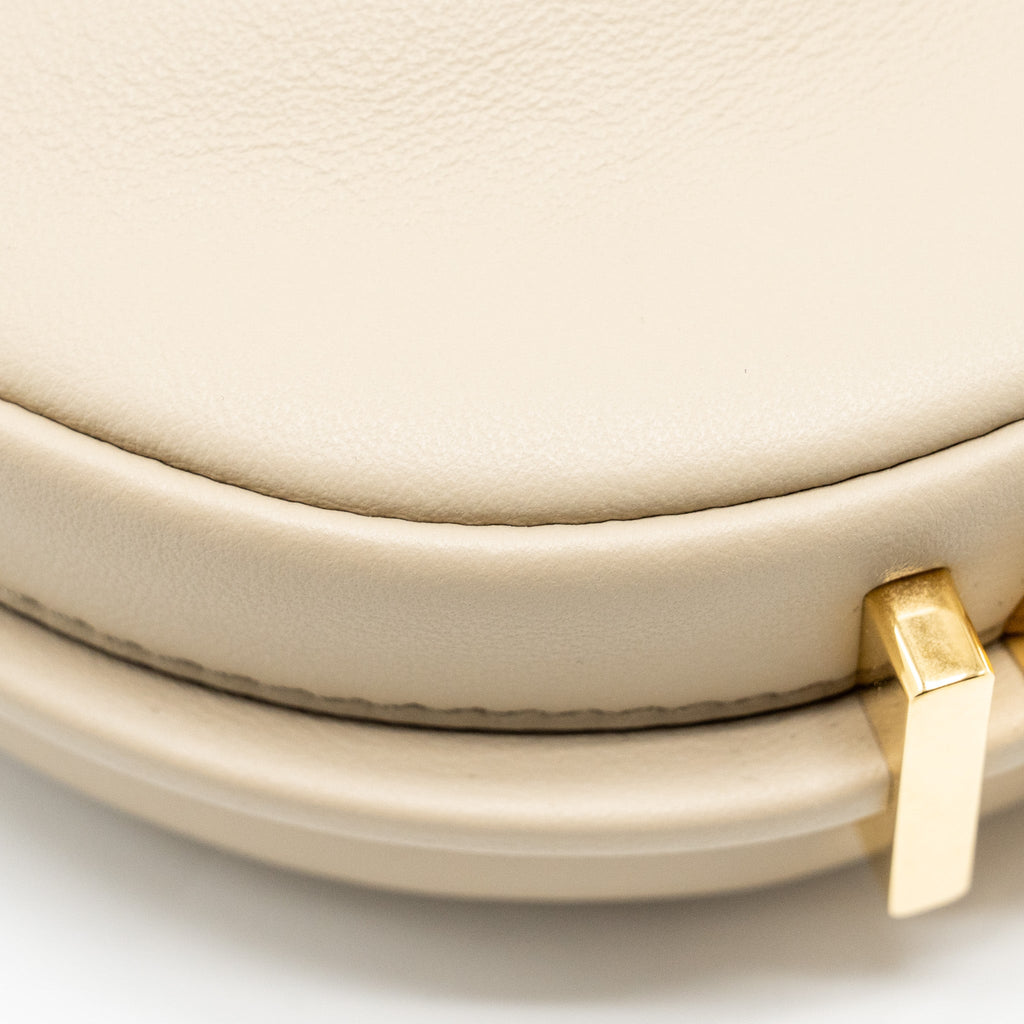 fendi-nano-fendigraphy-leather-charm-calfskin-beige-ghw