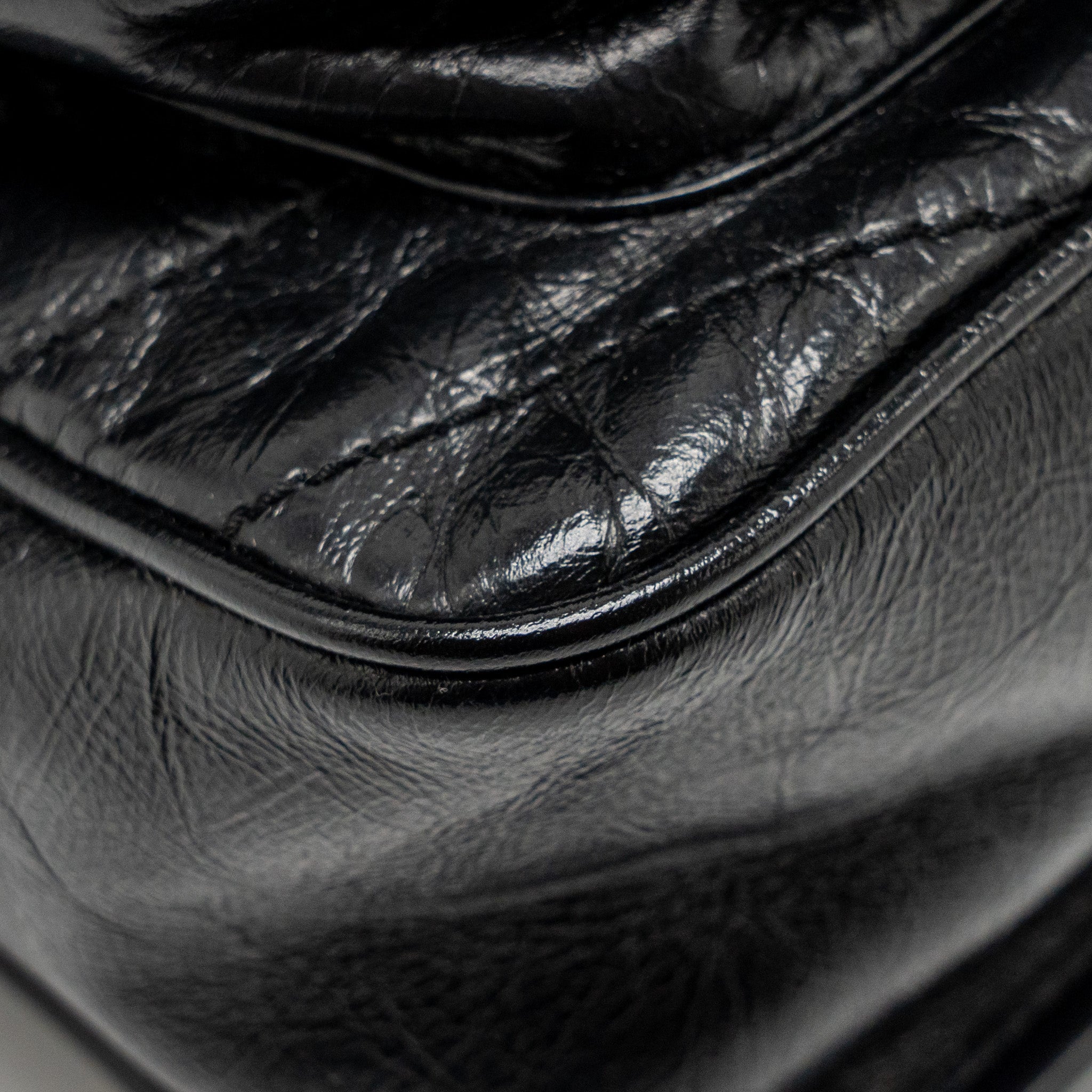 saint-laurent-ysl-medium-niki-chain-bag-vintage-calfskin-shw