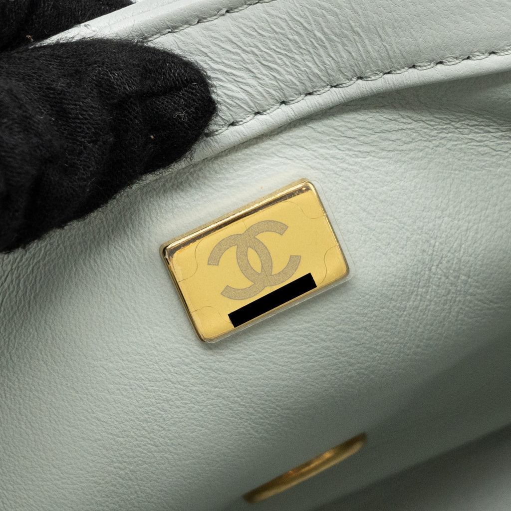 chanel-23c-pearl-crush-mini-square-flap-bag-lambskin-grey-ghw-microchip