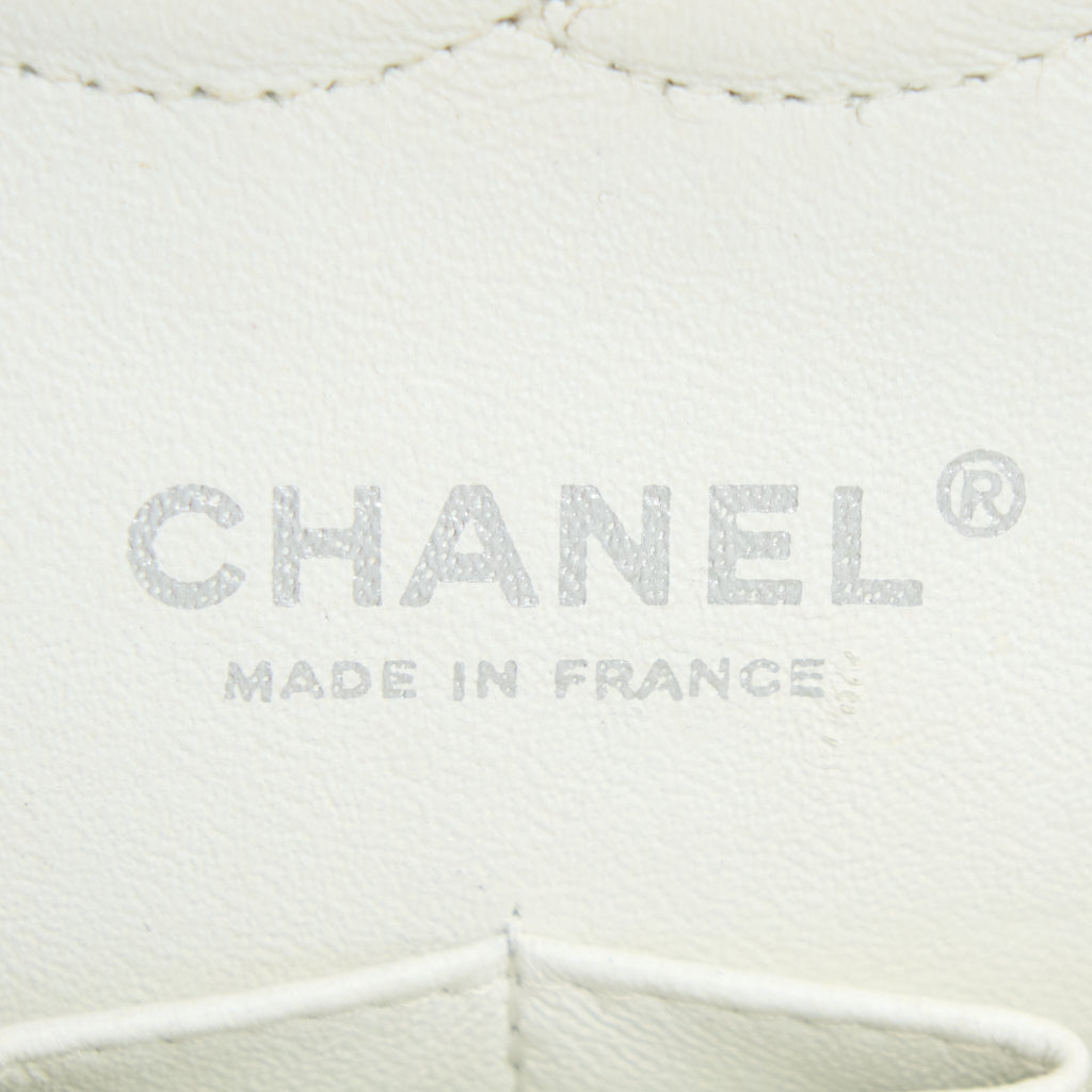 chanel-medium-classic-flap-caviar-white-shw