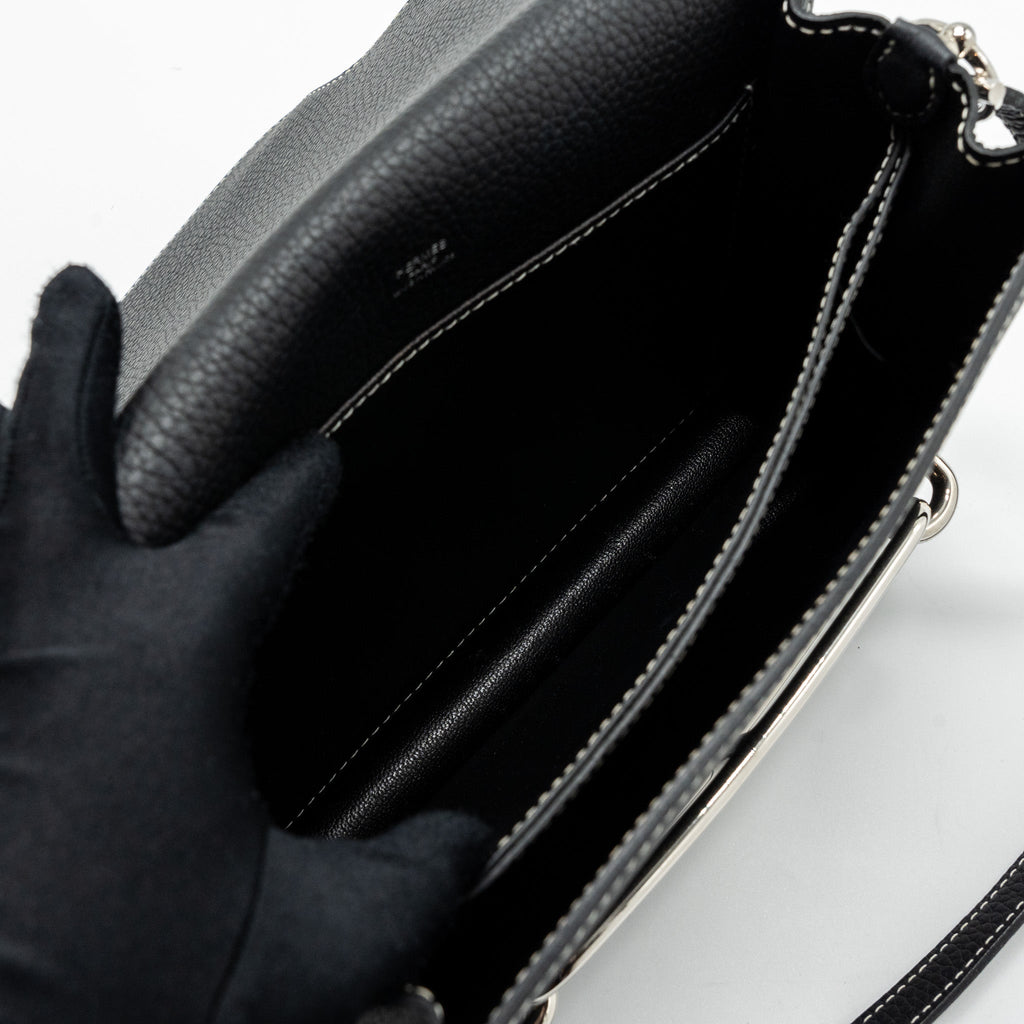 hermes-roulis-23-clemence-black-shw-stamp-square-r