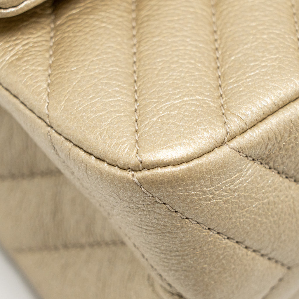 chanel-small-2-55-reissue-chevron-flap-bag-calfskin-gold-ghw