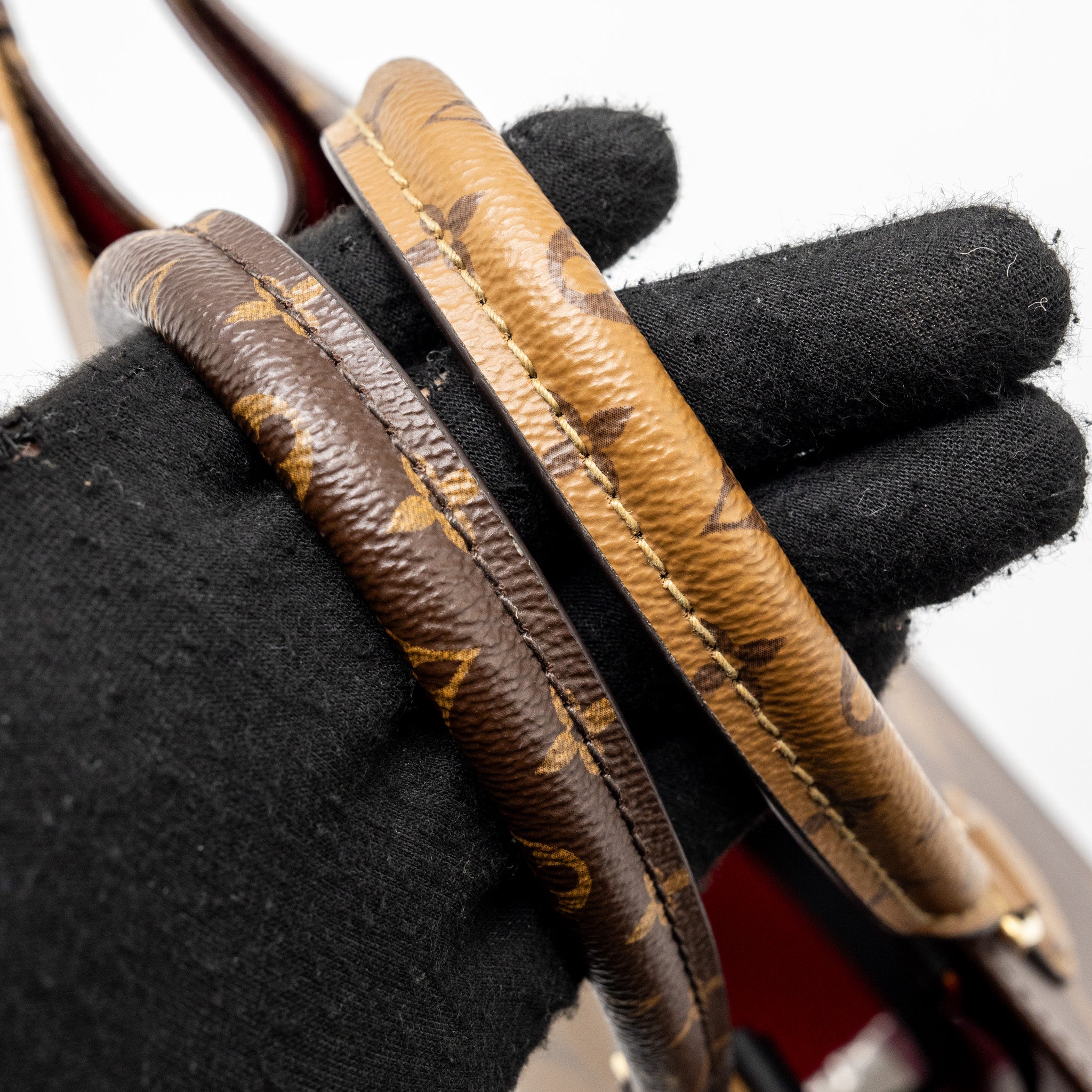 louis-vuitton-onthego-mm-monogram-canvas-ghw-3