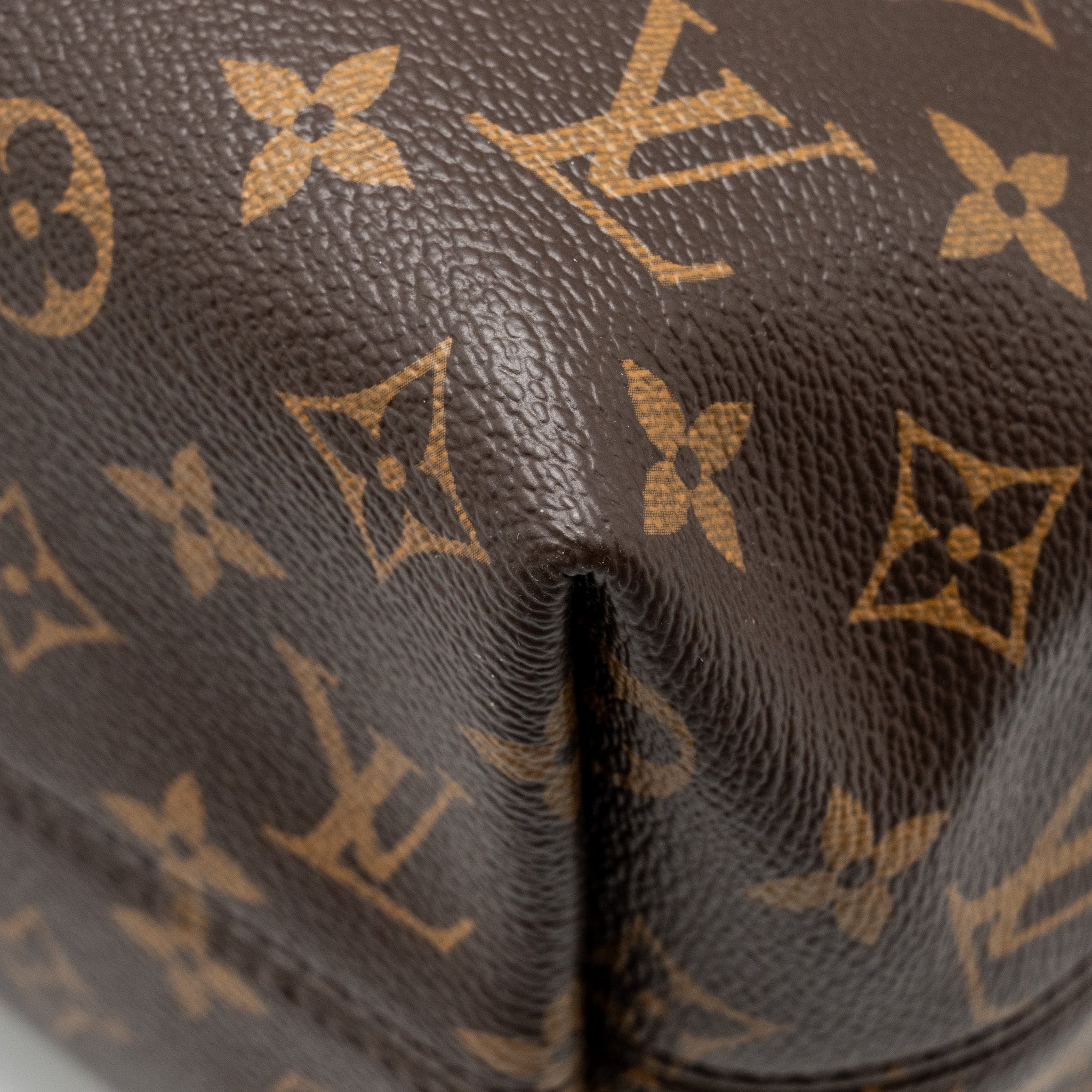 louis-vuitton-gracefull-mm-monogram-canvas-ghw